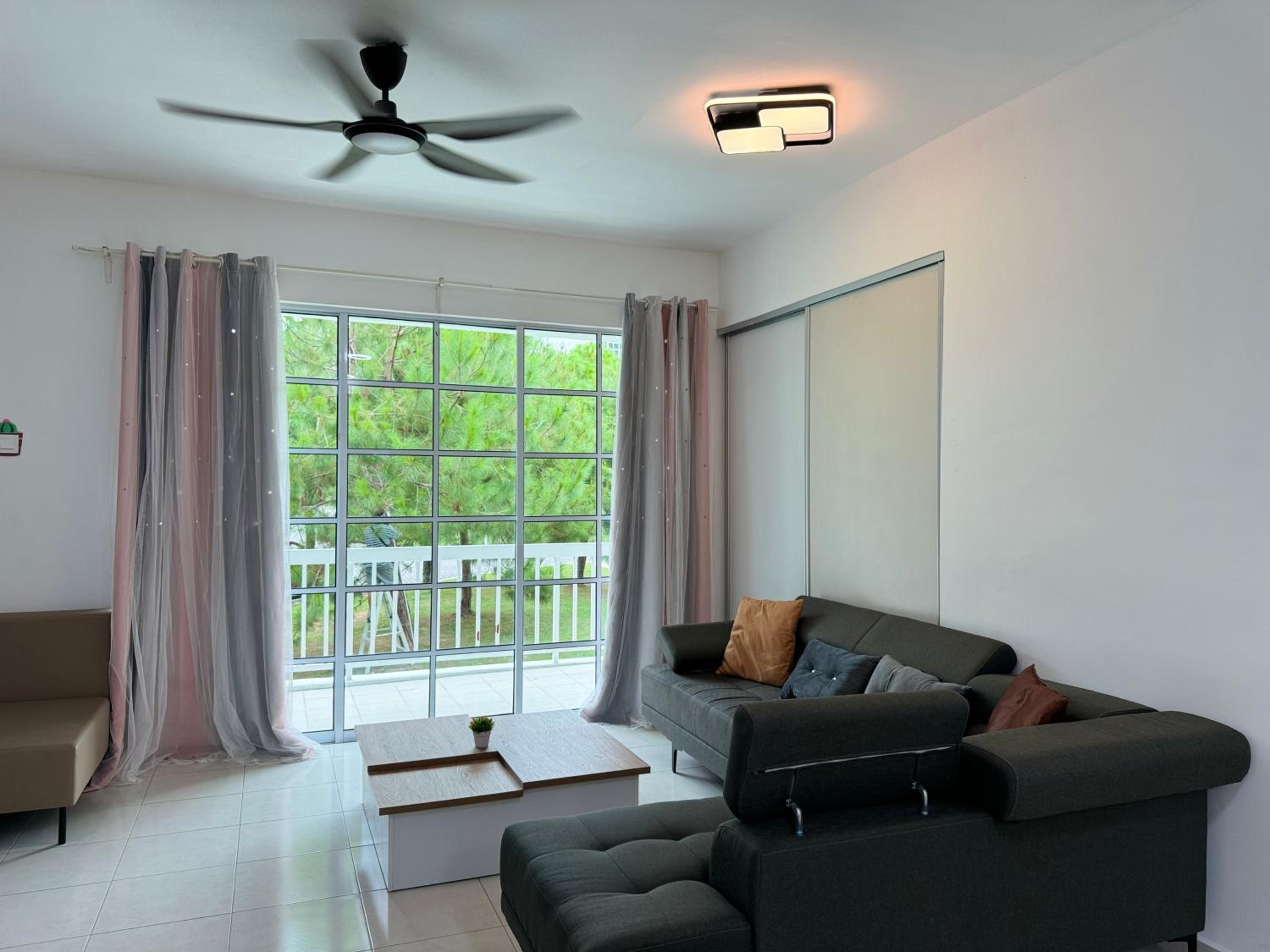Home Feel-Camellia Suites photo 7