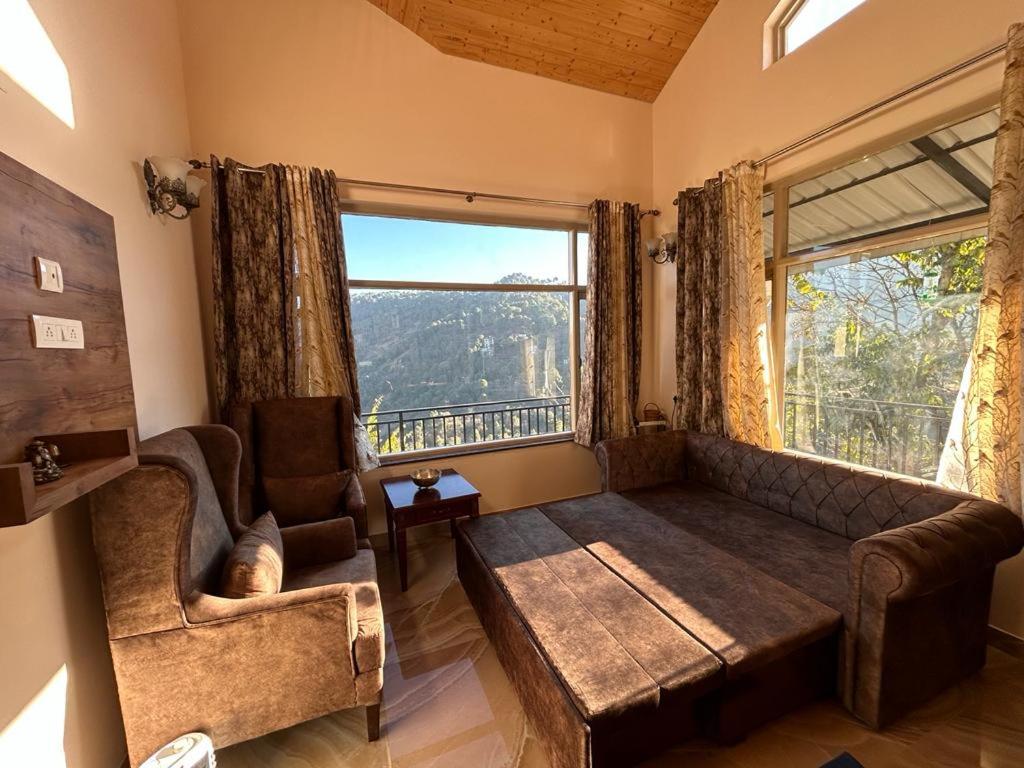 Idyllic Private Cottage w/King Bed + Mountain view view 3