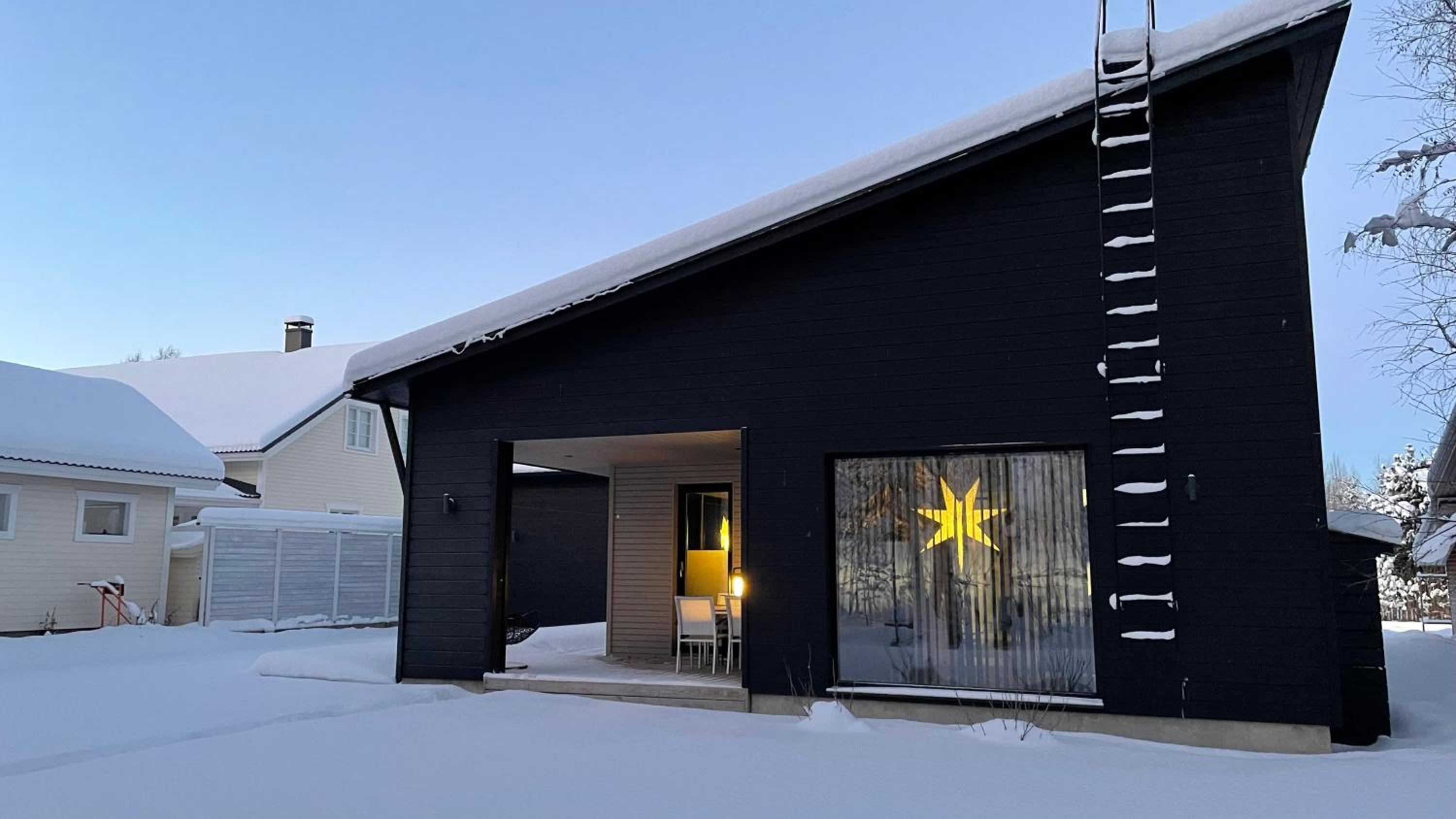 Modern house nearby the city