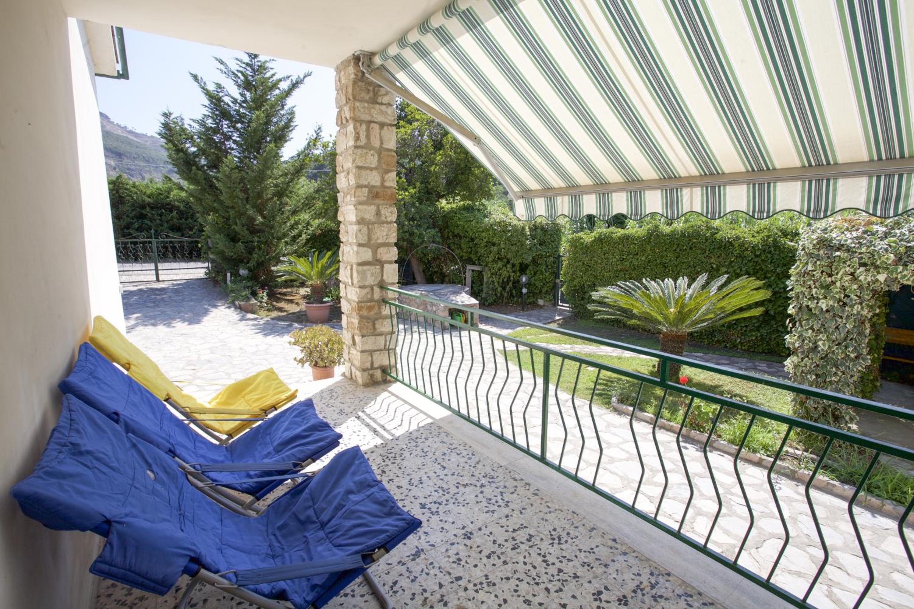 Villa Leo view 3