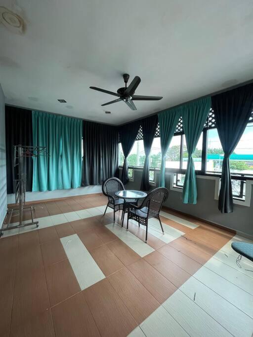 Tokwan Homestay 2 - Homestay with private kid's pool photo 7