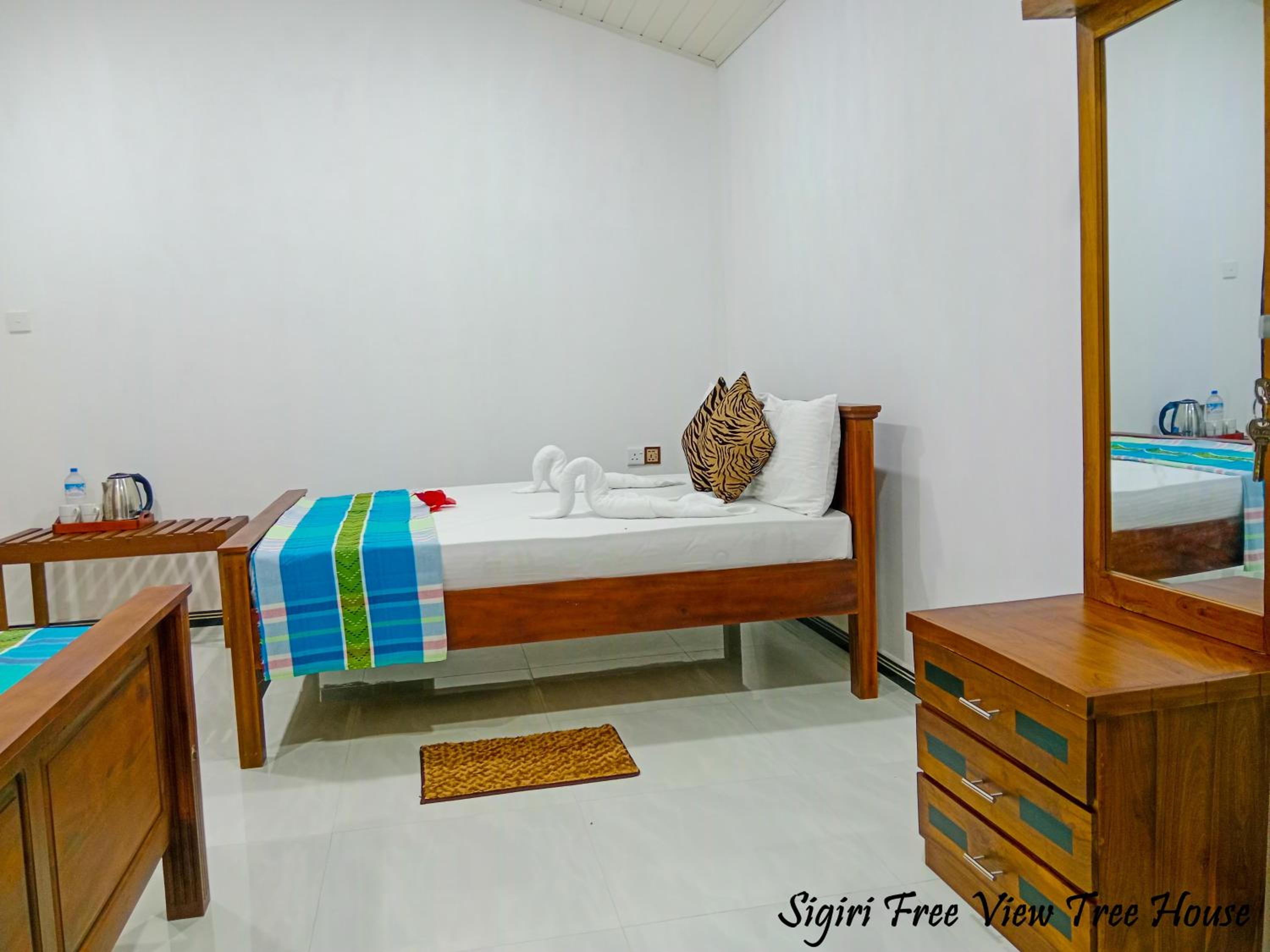 Sigiriya Free View Tree House & Villa view 3