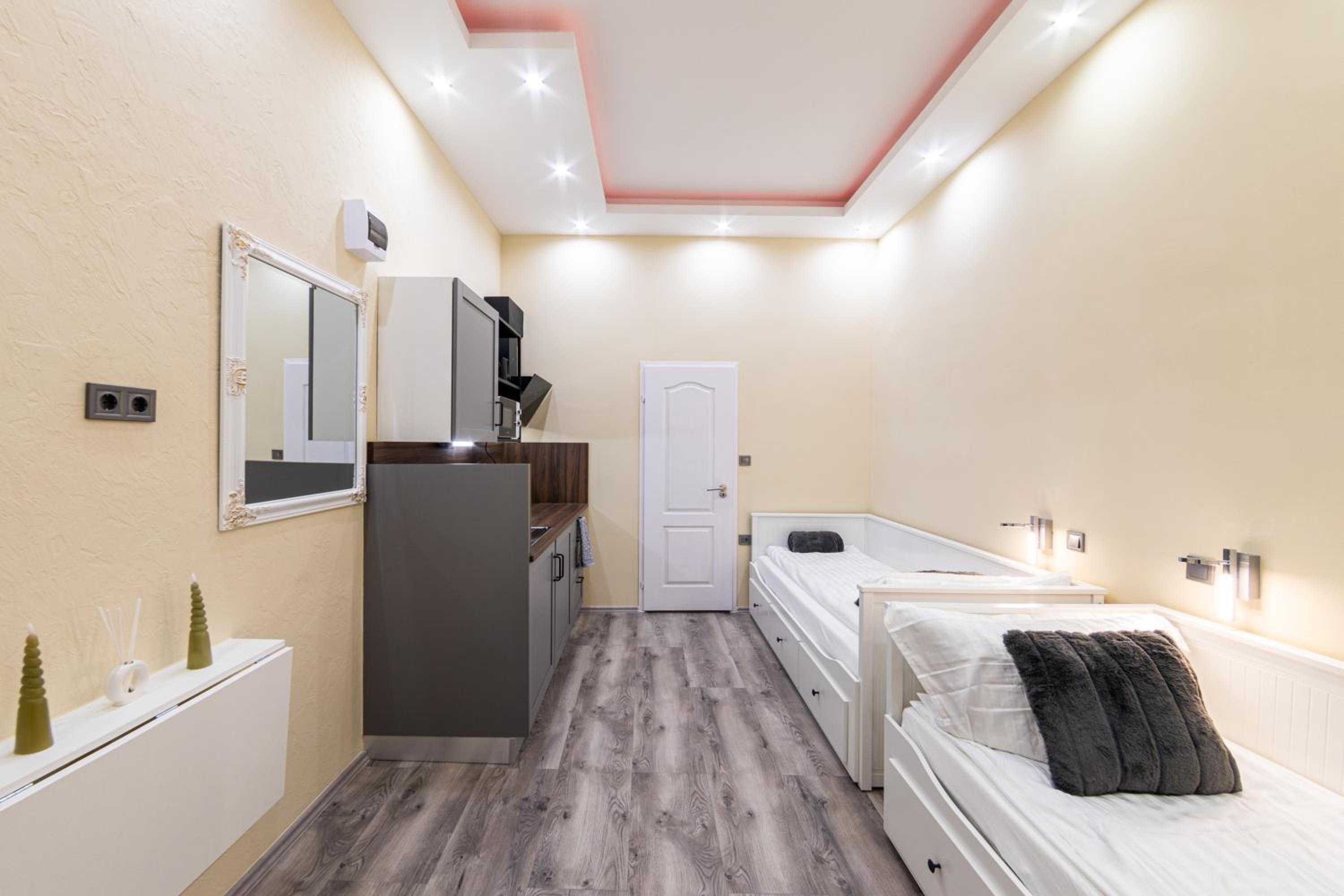 GrigorasNCo Studio Apartments