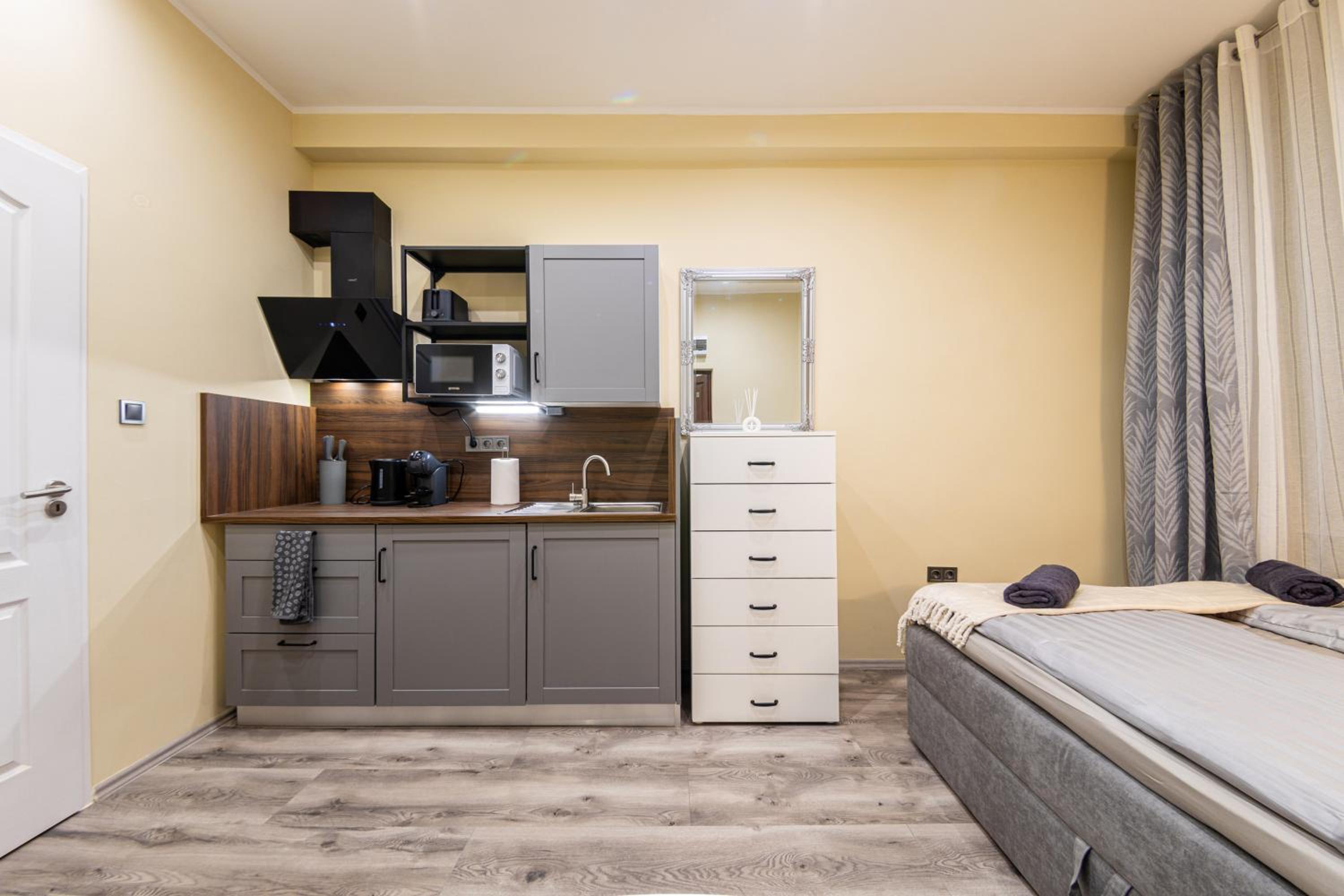 GrigorasNCo Studio Apartments