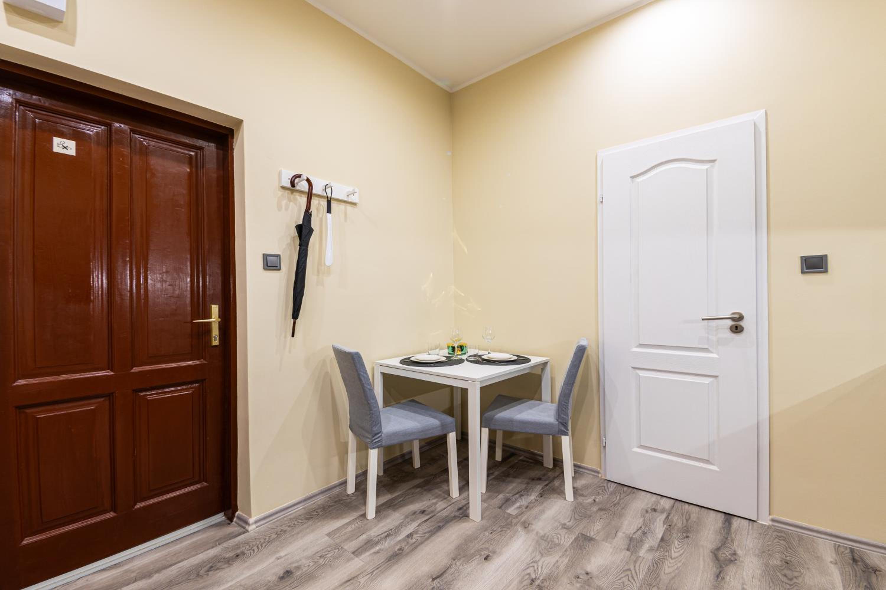 GrigorasNCo Studio Apartments