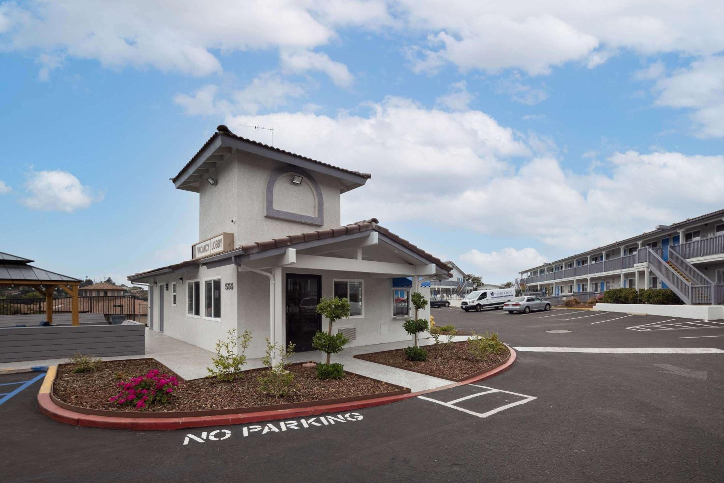 Days Inn by Wyndham Arroyo Grande Pismo Beach