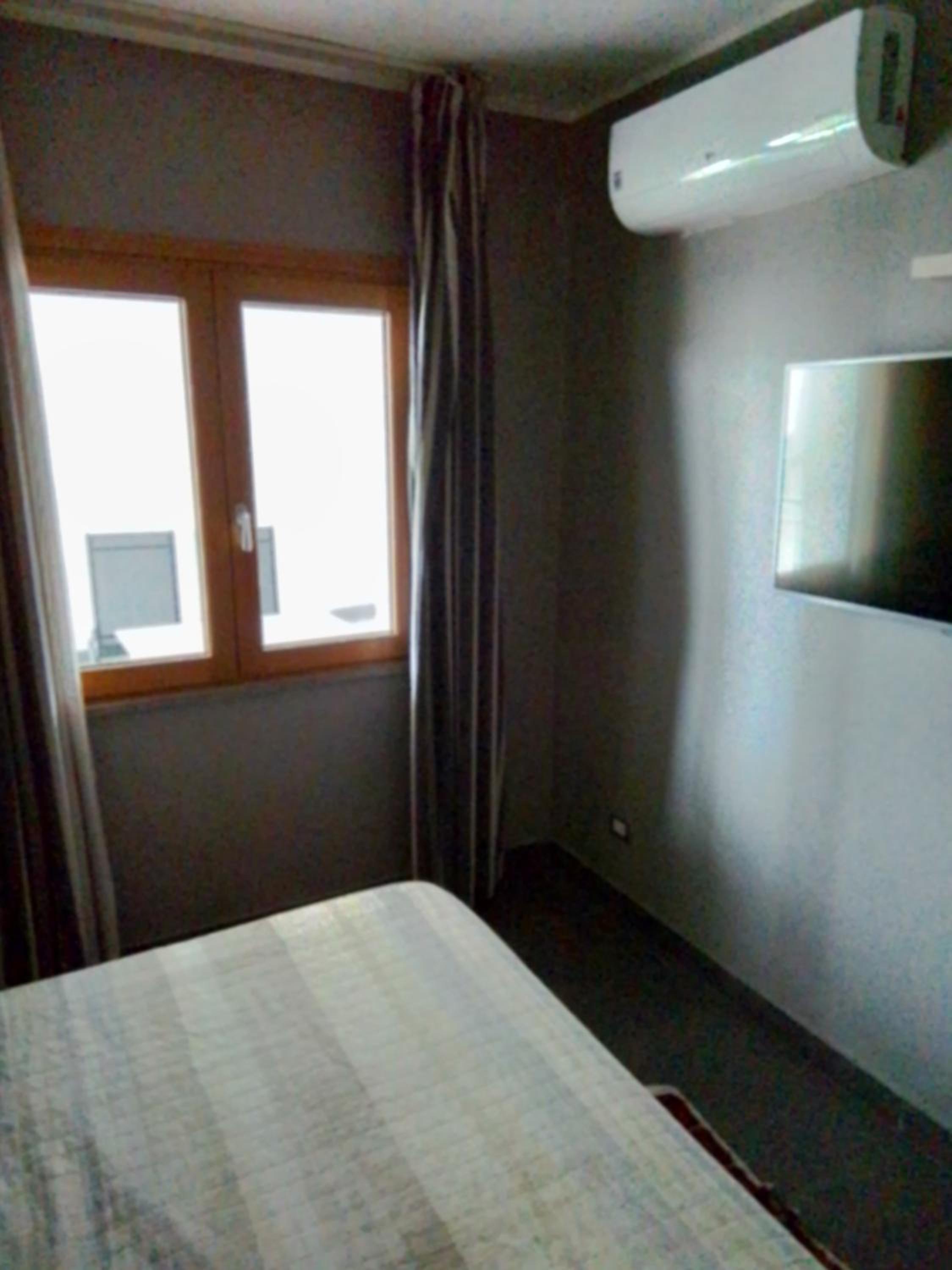 Photo 51