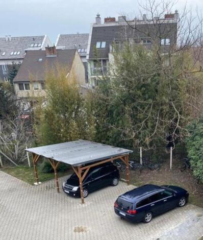 Kiad-Lak Apartman view 2