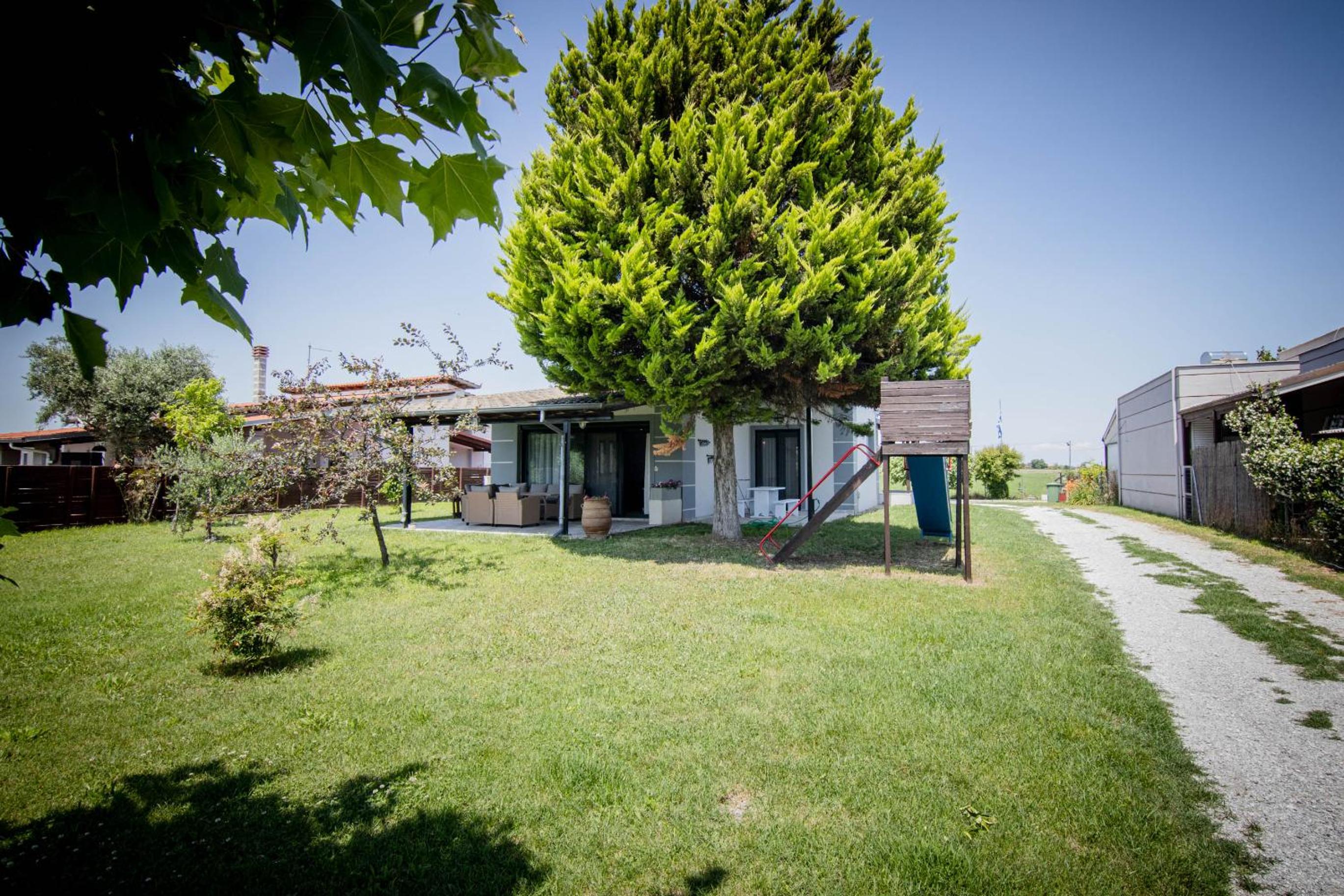 MaVitaPlace Villa Familia, Pool & Jacuzzi-Whirlpool, Katerini view 2