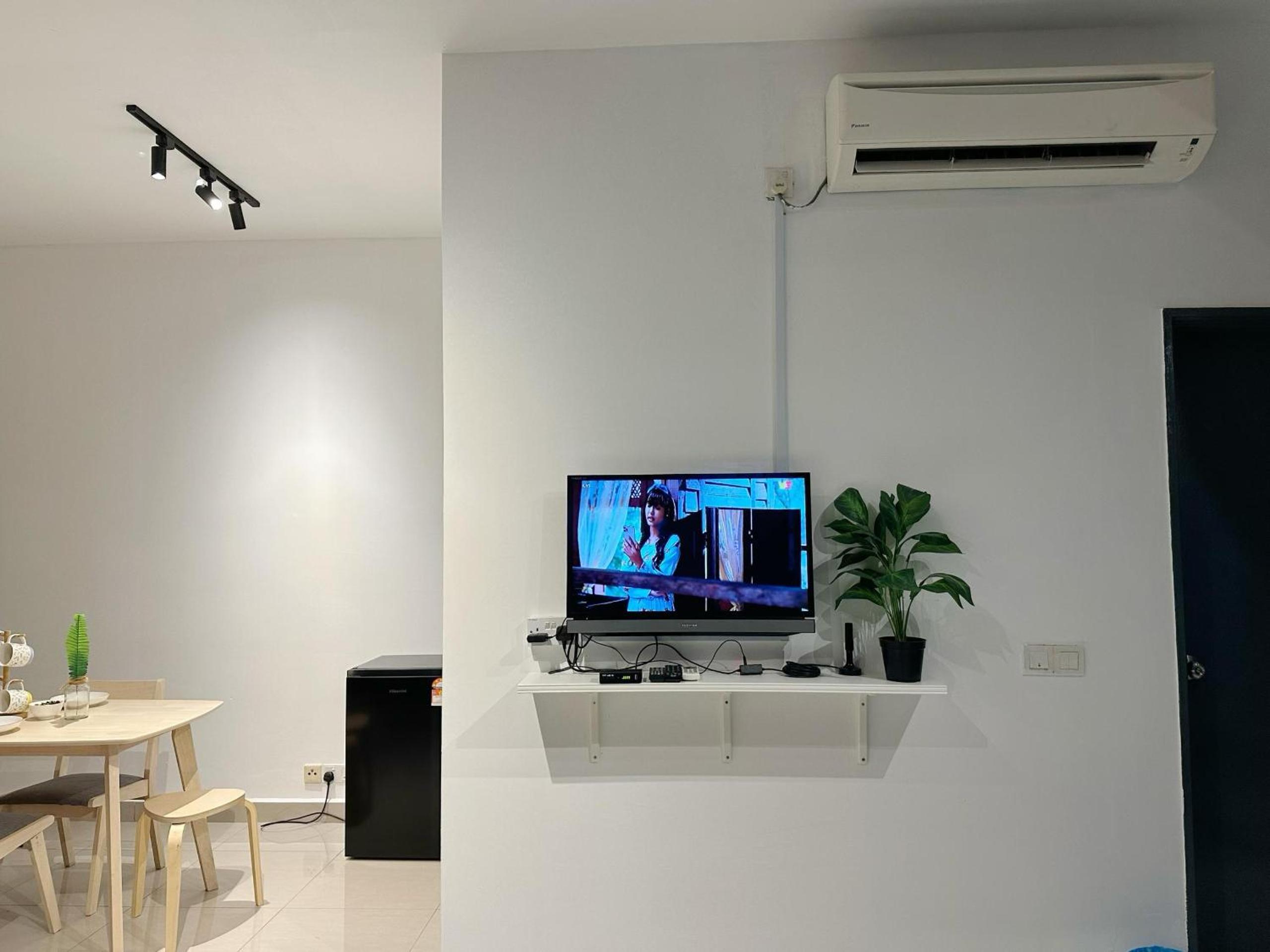Panoramic View - UTM Paradigm -TVBOX