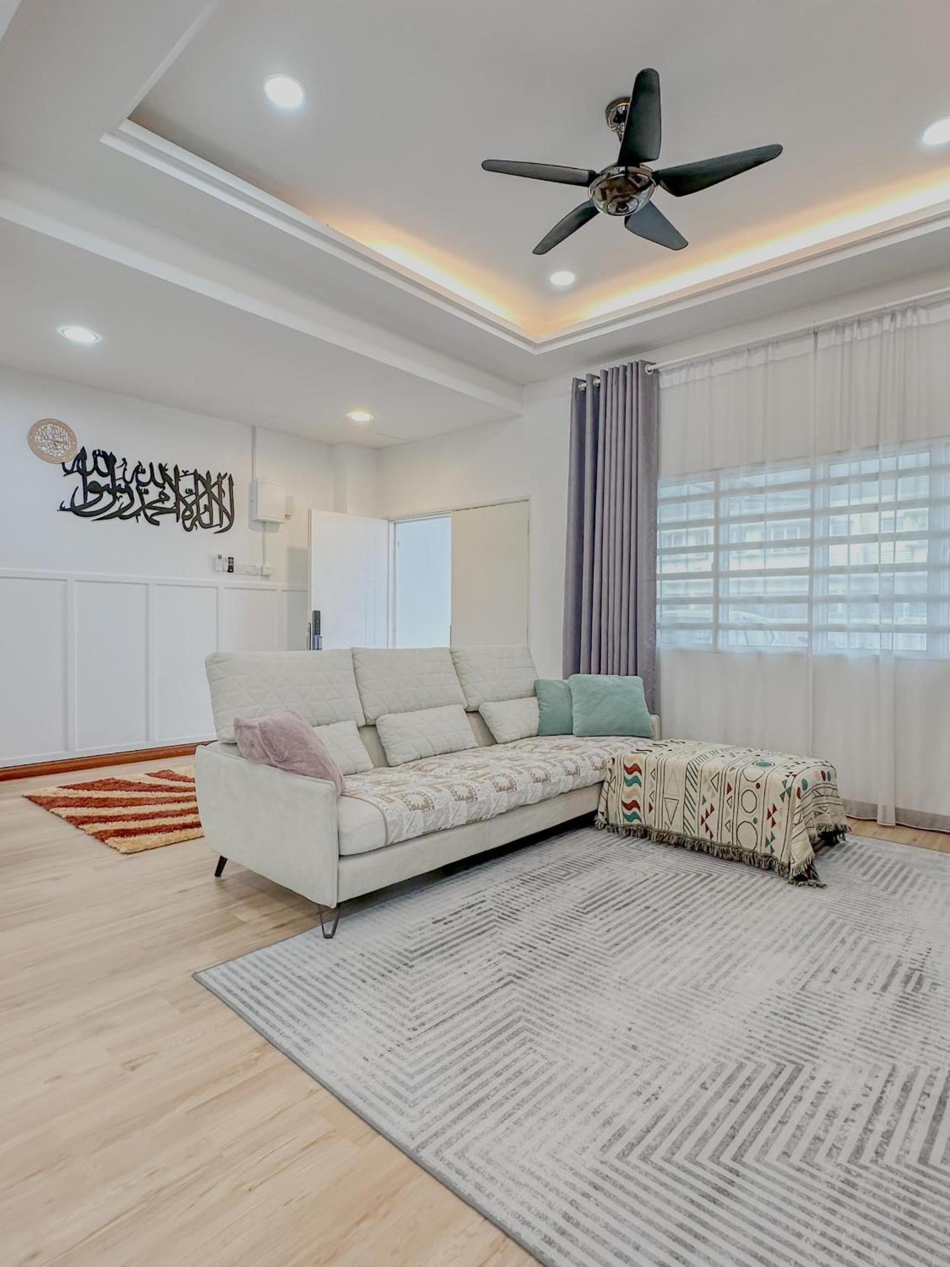 MutiaraHome l MinimalistModern