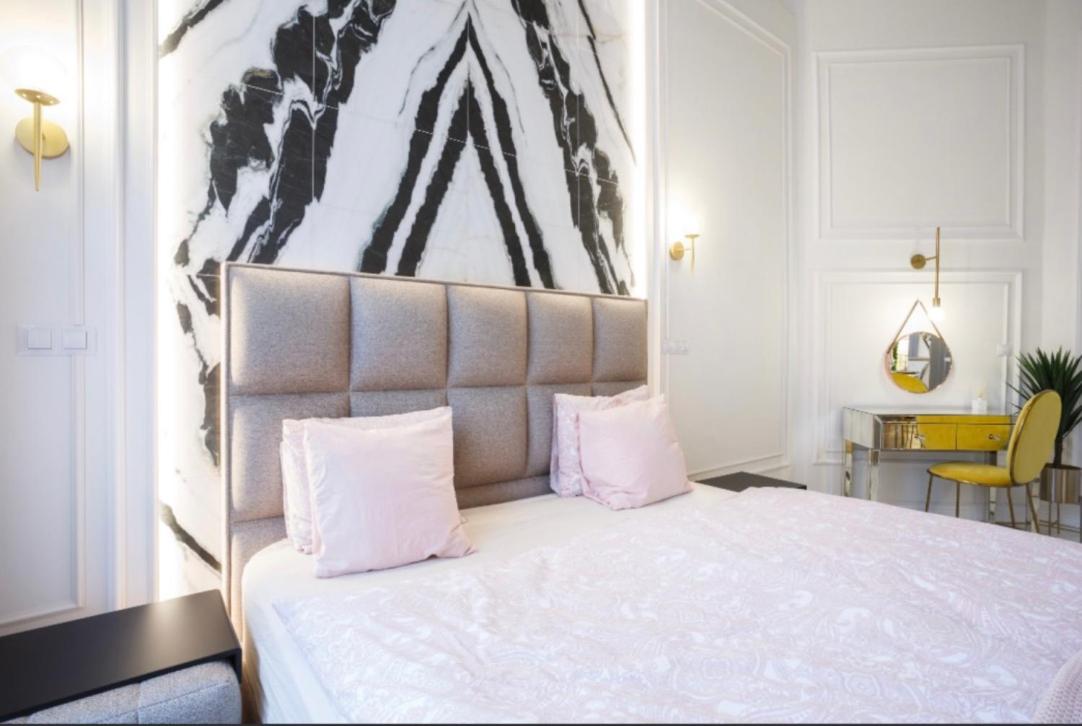 Urban Premier Suite