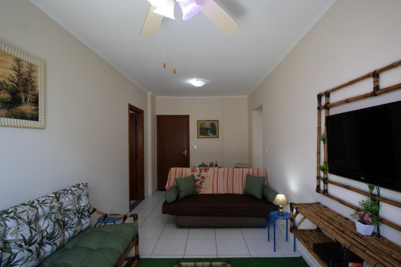 Otimo apto a 220m da Praia da Guilhermina SP