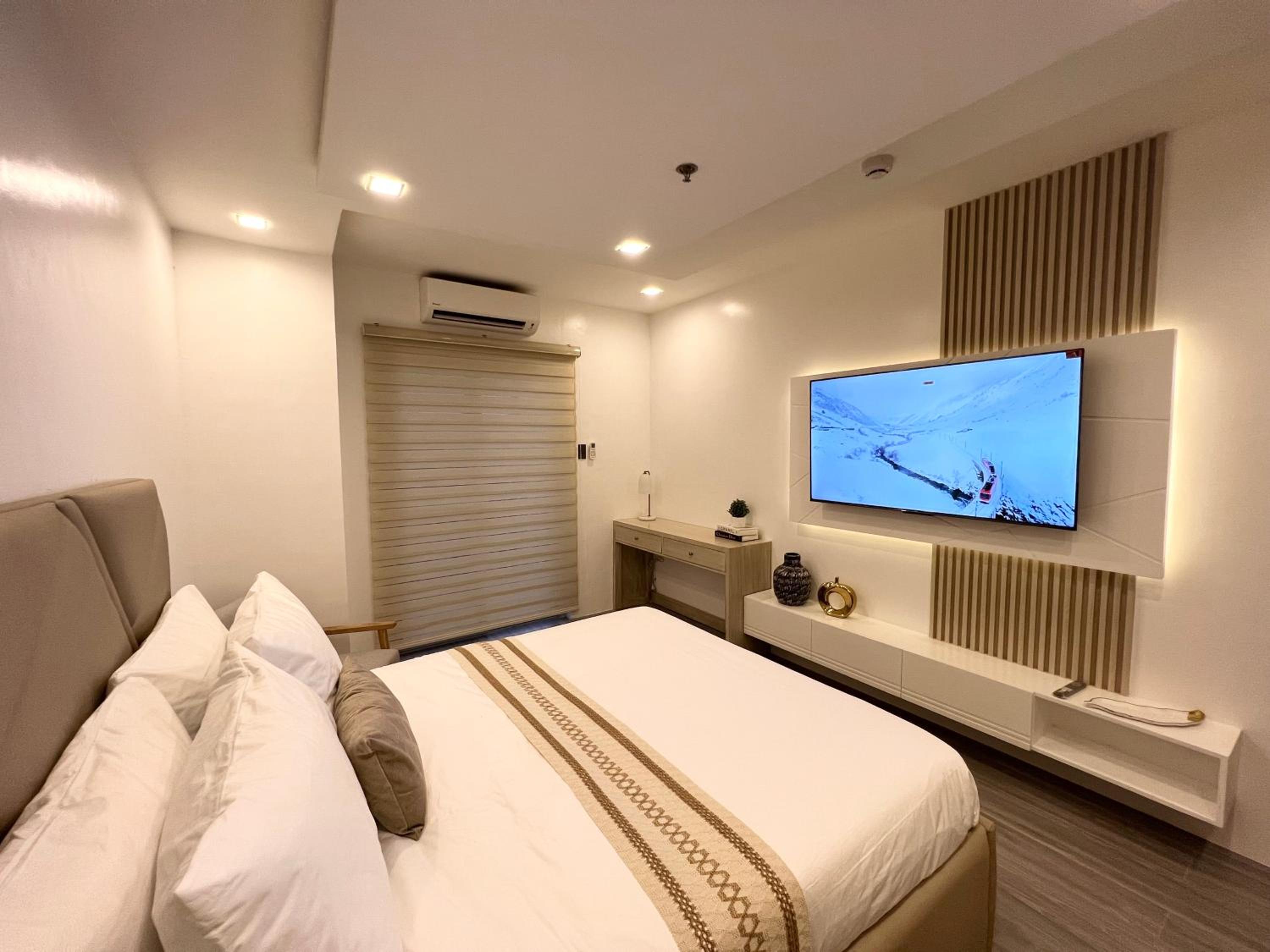 Luxury Haven Near Walking Street view 4