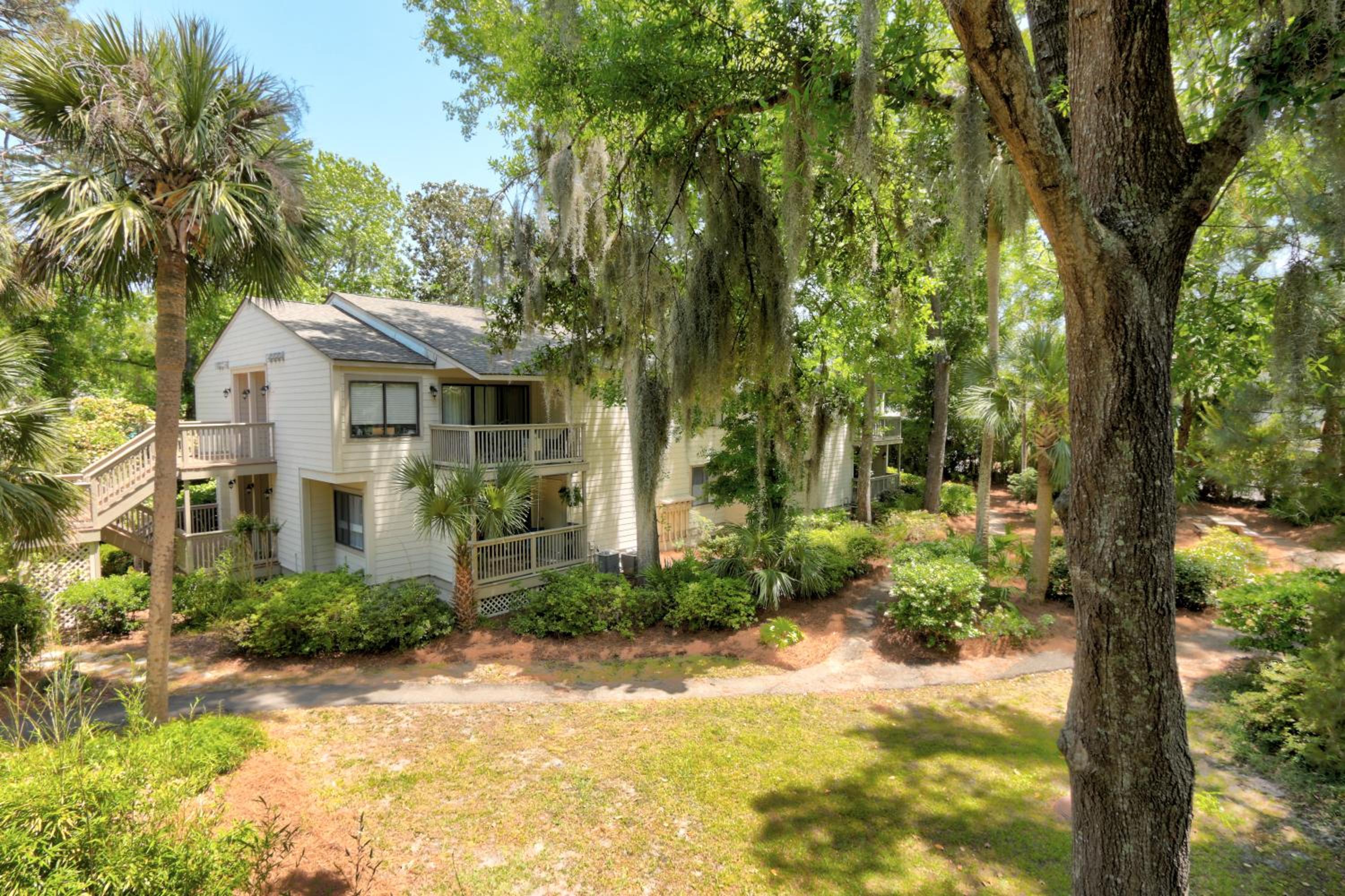 Hotel 125 Cordillo Parkway - Image 1