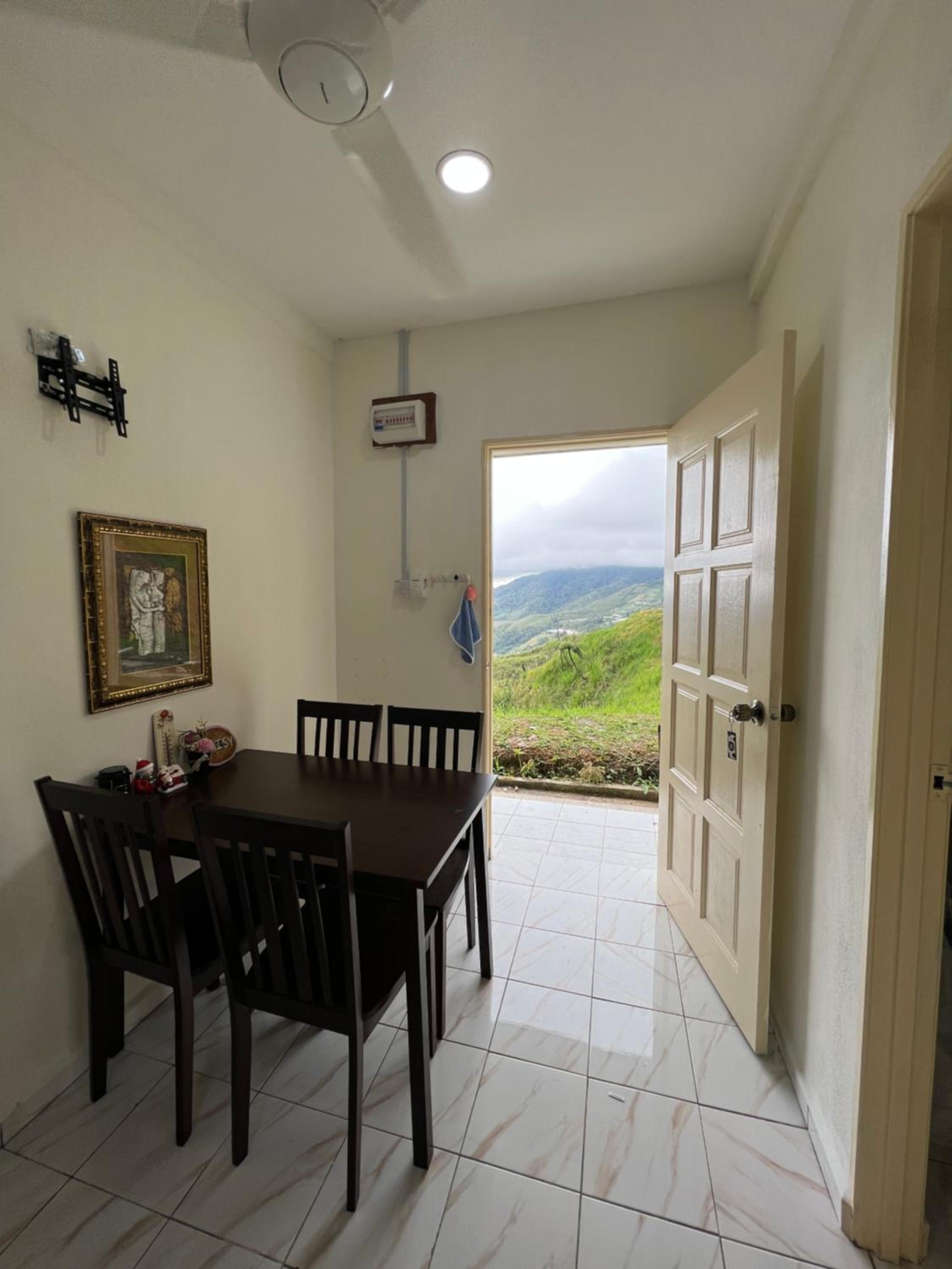 Julie Villa Kundasang