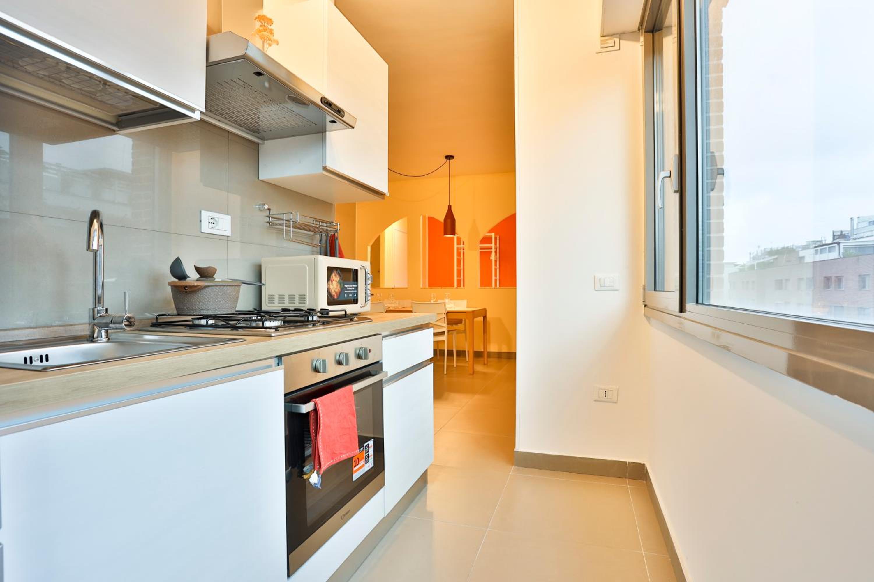 GuestHost - Sebeto Apartments with Parking & Netfilx