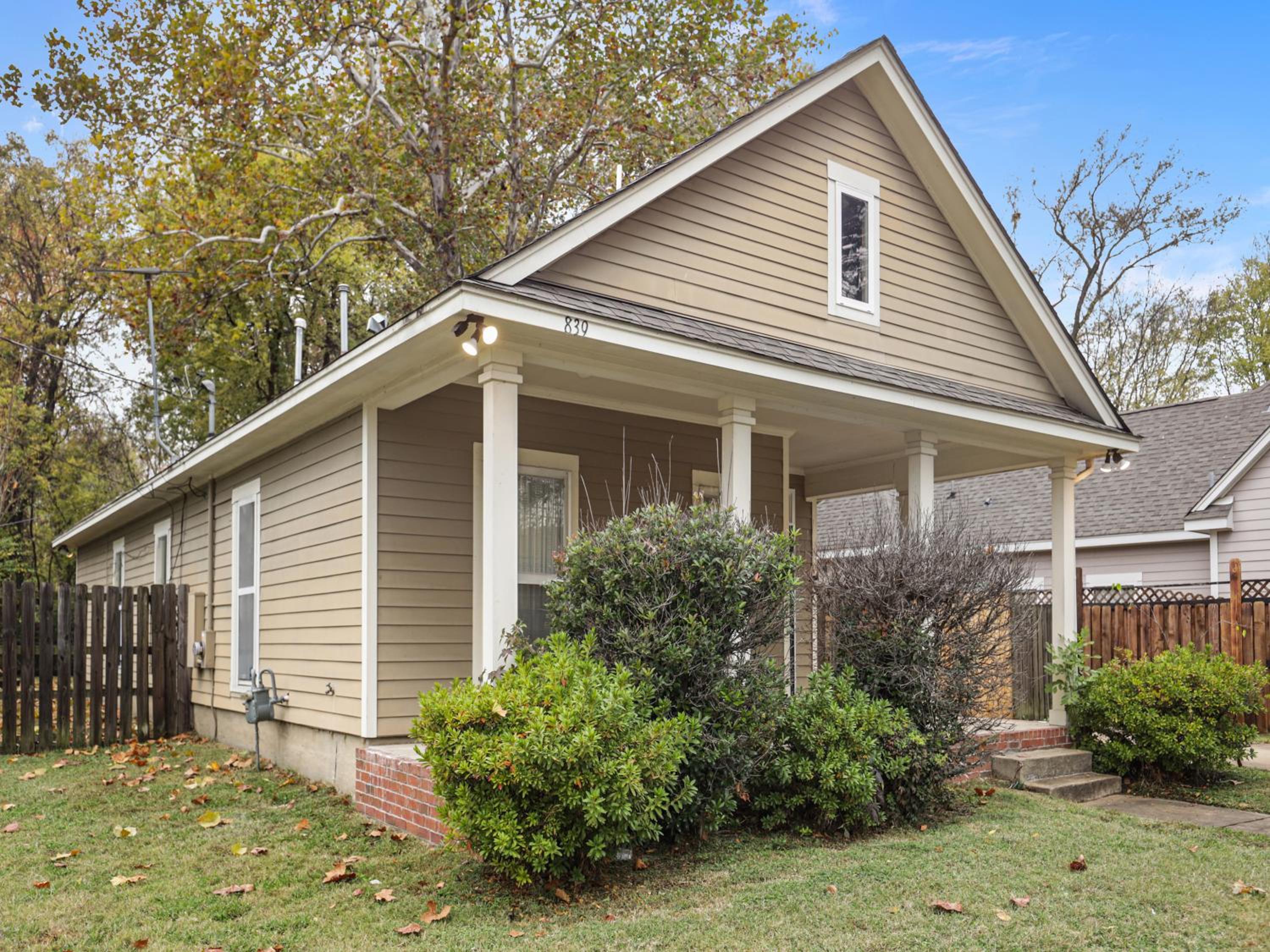 La Petite Maison of Woodlawn view 4