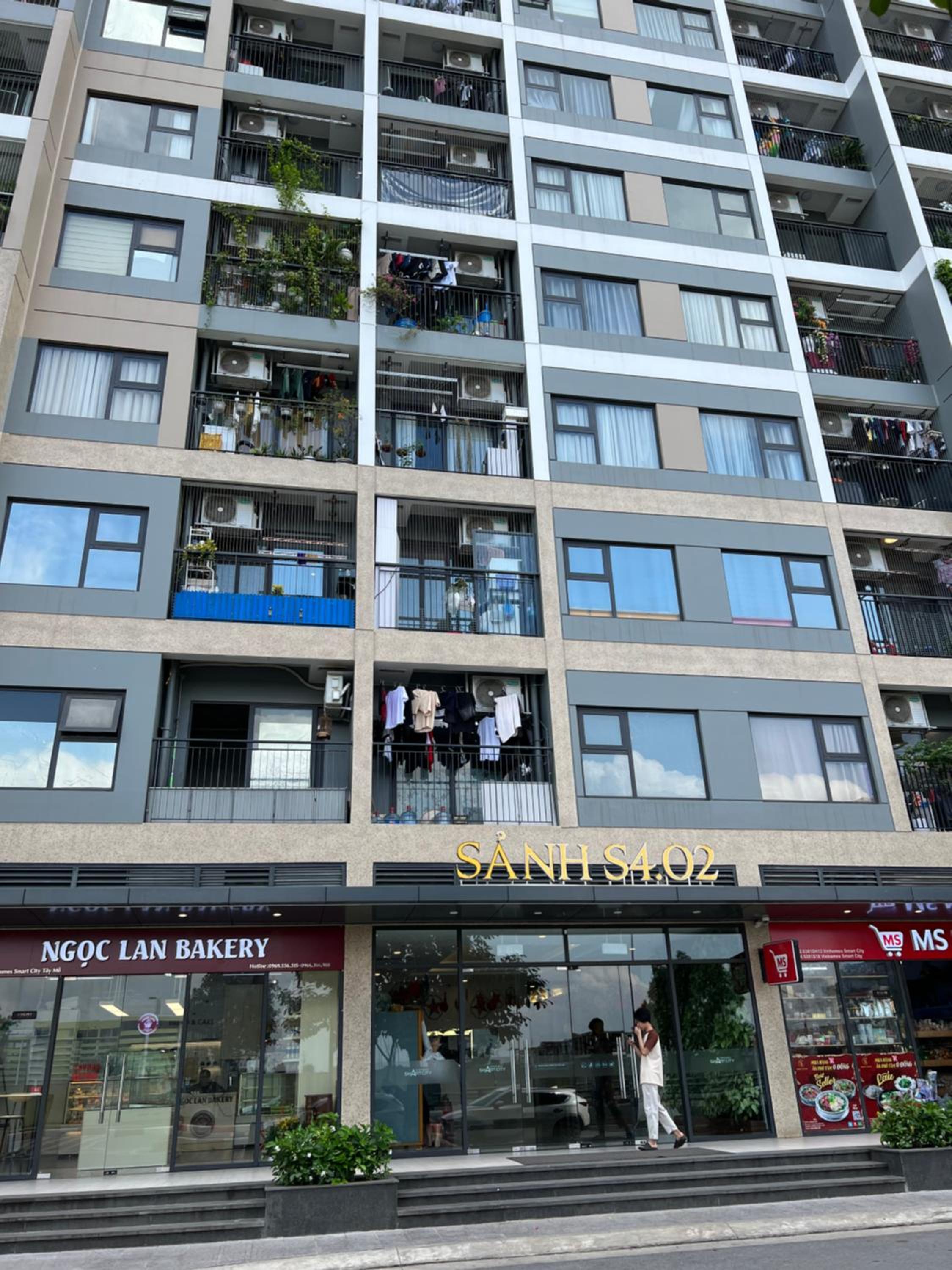 Studio-Luxury-Vinhome Smart City Mỹ Đình- Netflix view 3