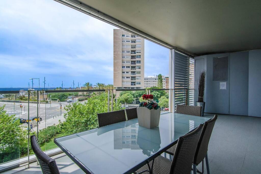 Unique Rentals-Seafront Luxe Suites