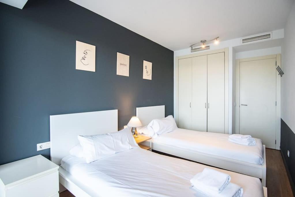 Unique Rentals-Seafront Luxe Suites