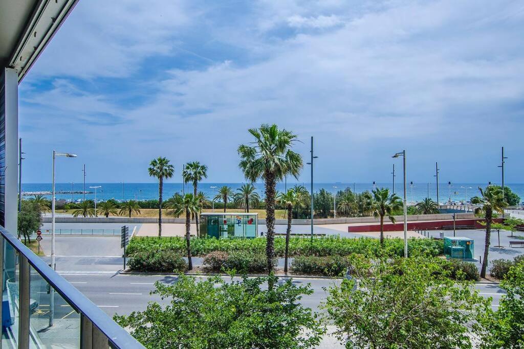 Unique Rentals-Seafront Luxe Suites