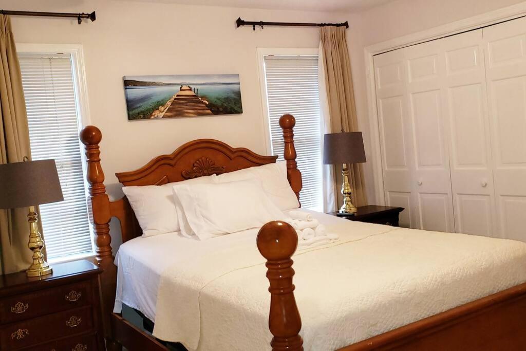 Masters Retreat! quite, great location 4BDR House view 3