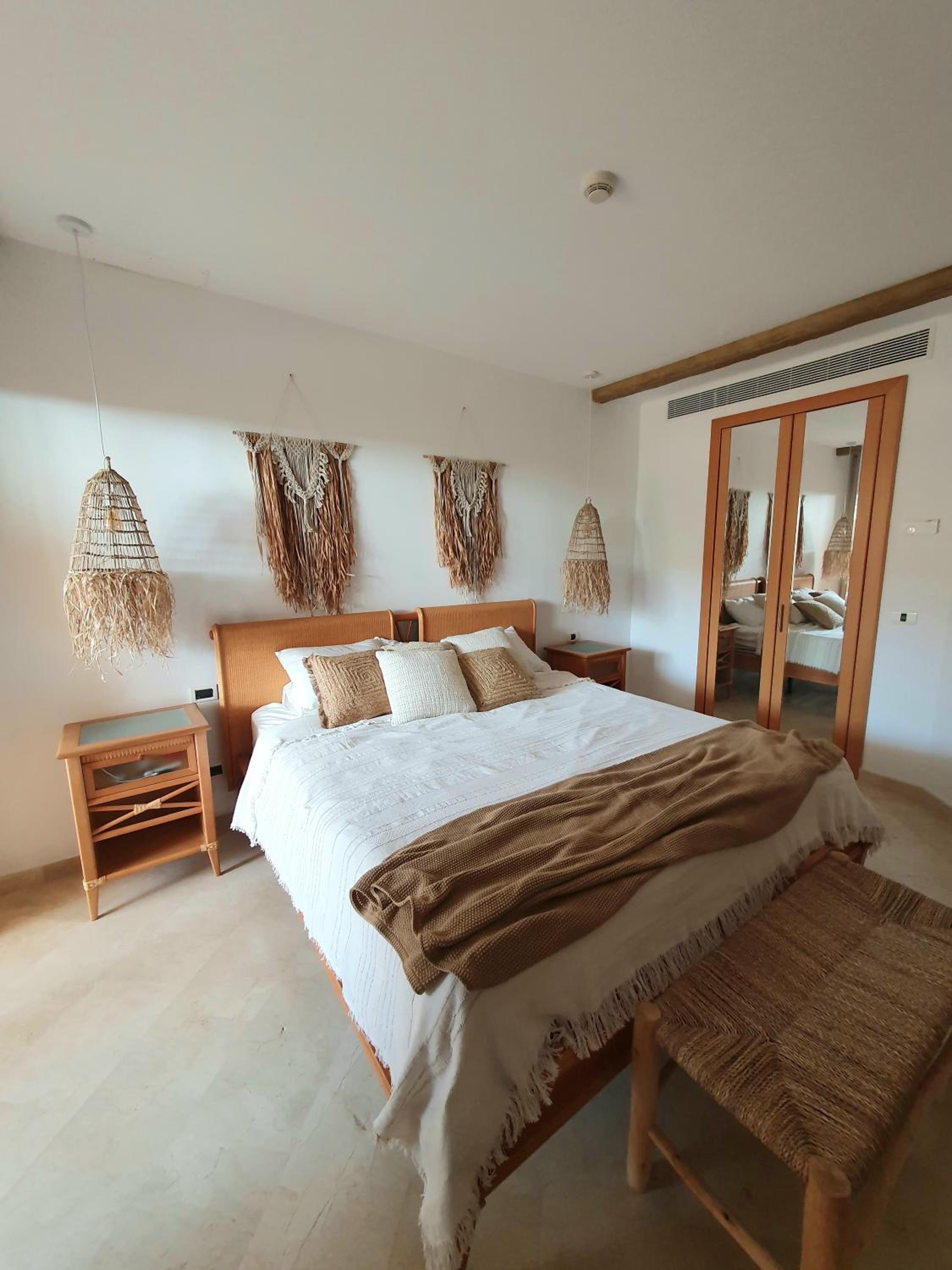 El Nautico Coral Suite - Oceanview Escape