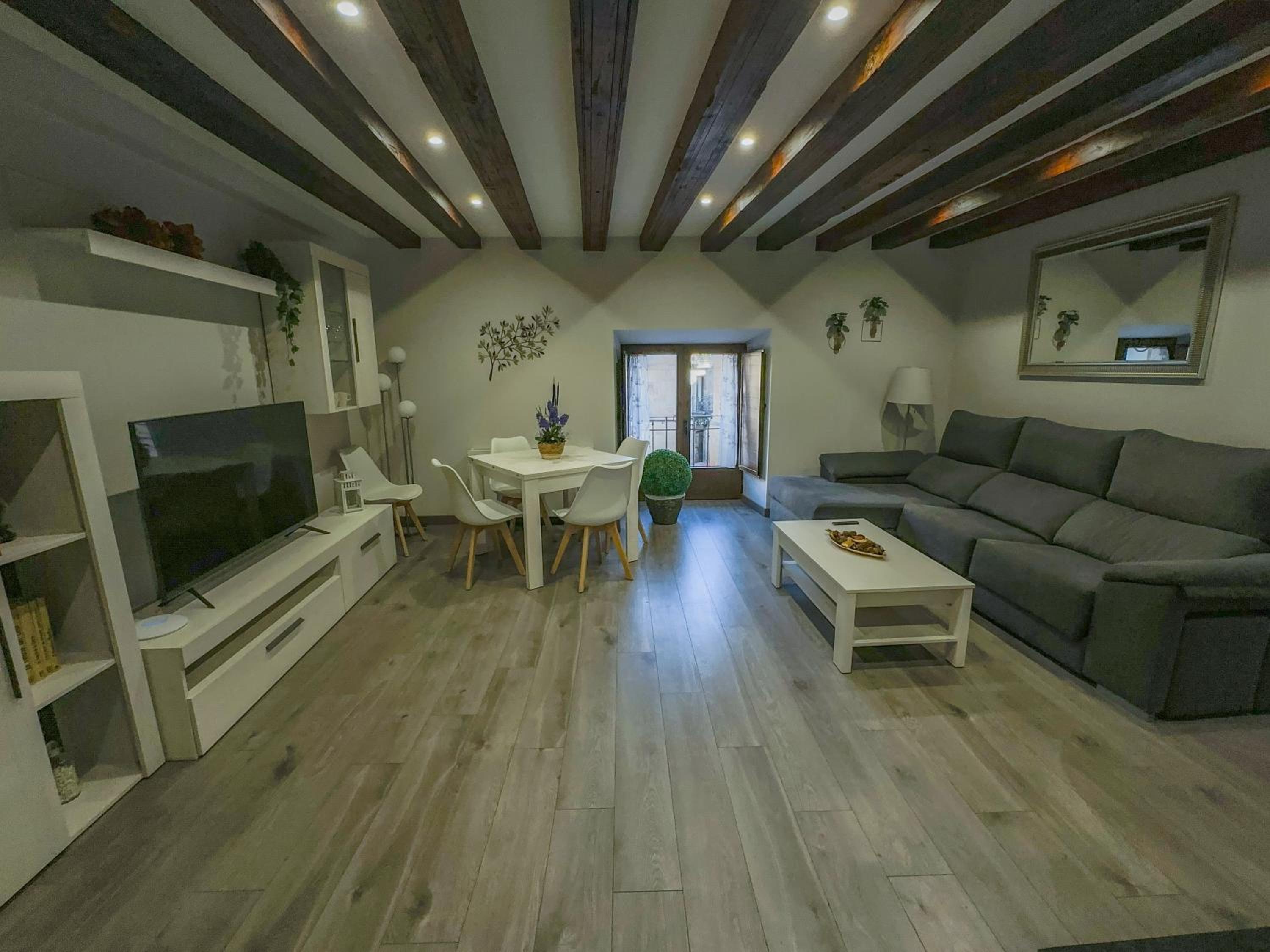 Apartamentos La Camelia