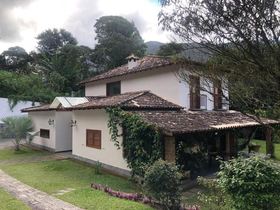 Casa na Serra incrivel com vista para as montanhas
