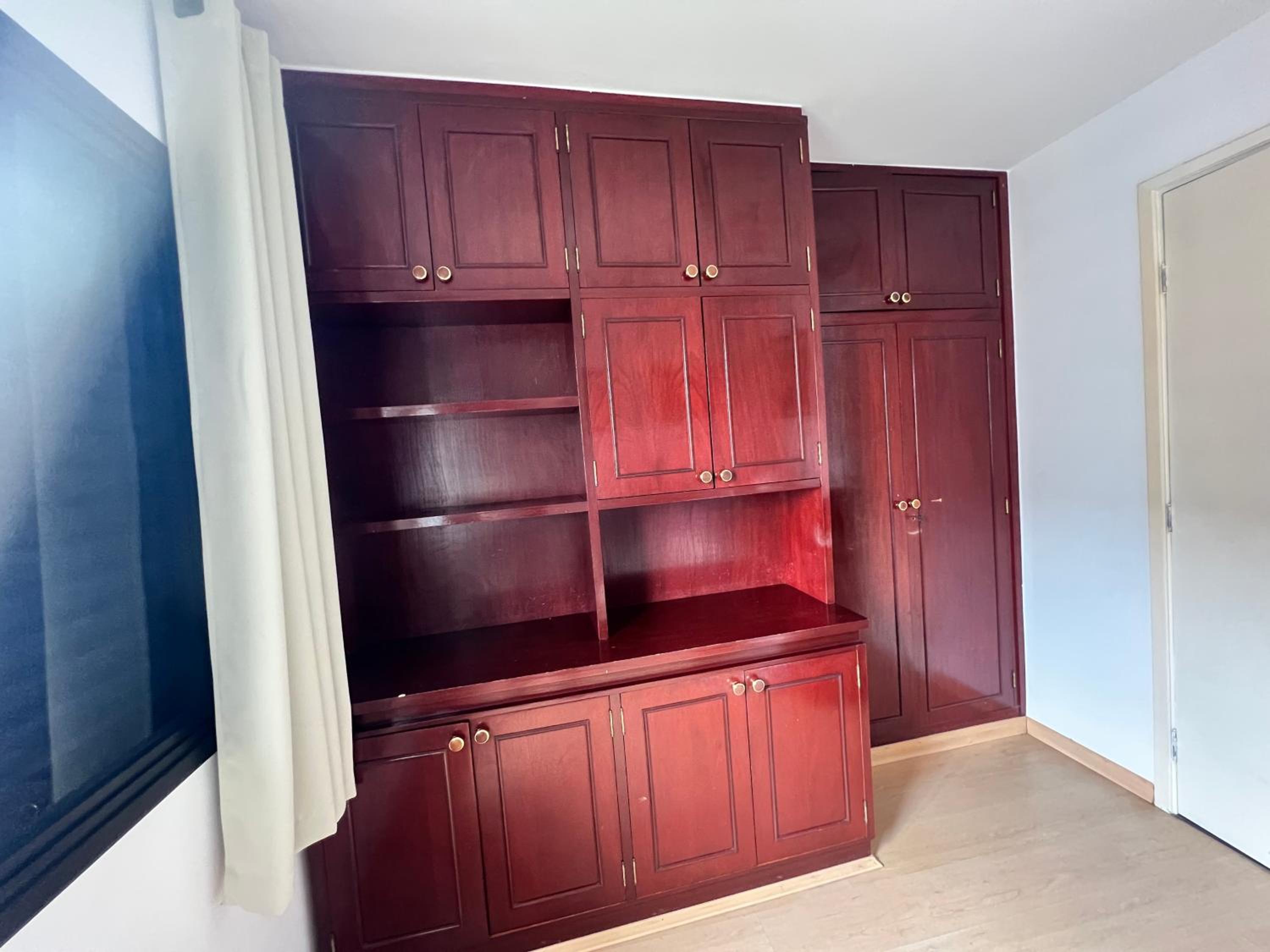 Flat Rua Haddock Lobo 867 com 2 Quartos e Sacada e Enxoval