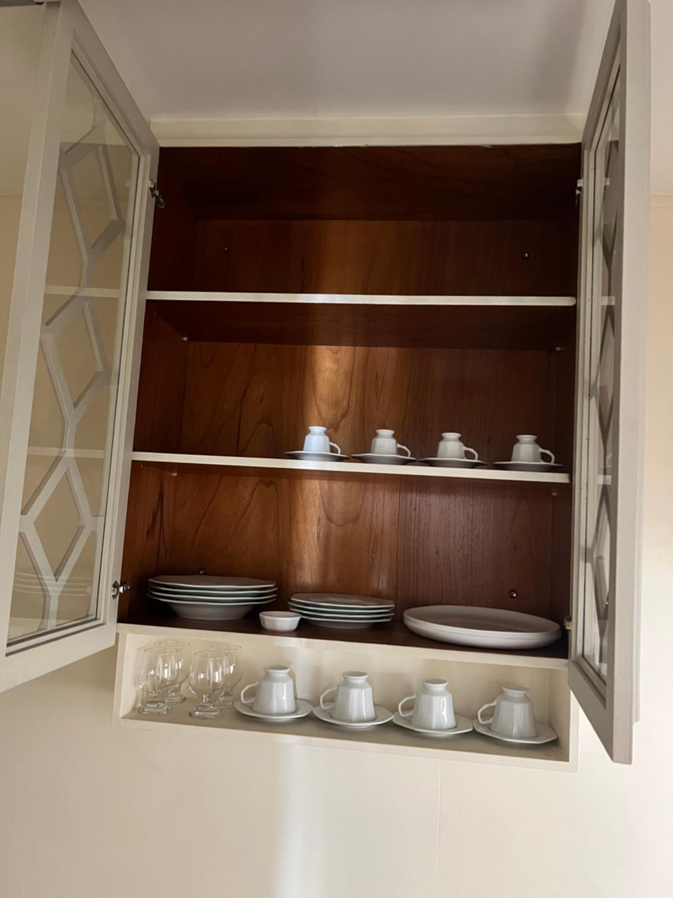 Flat Rua Haddock Lobo 867 com 2 Quartos e Sacada e Enxoval