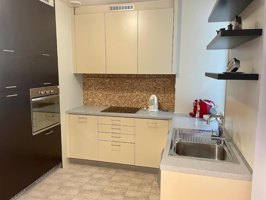 Huge two floor apartment on the Park Colonnade, 160 sqm