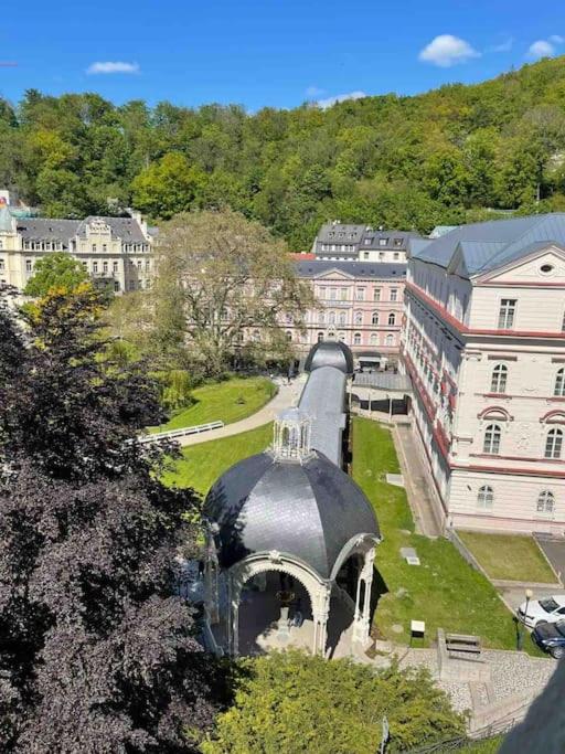 Huge two floor apartment on the Park Colonnade, 160 sqm