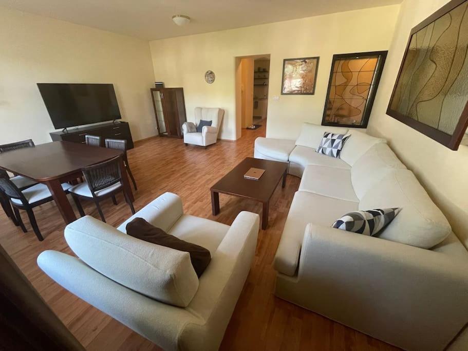 Huge two floor apartment on the Park Colonnade, 160 sqm