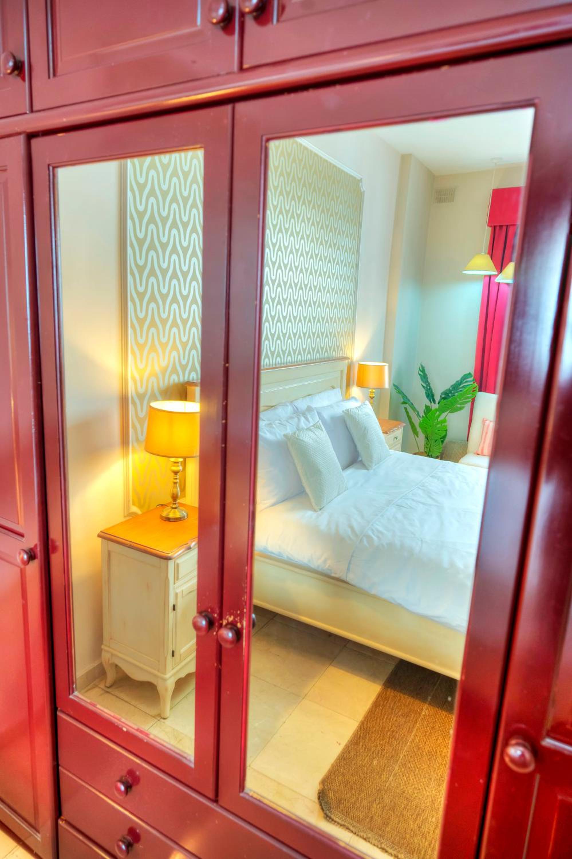 Spacious Seafront 3bedrooms, sea view balcony GOTAX-1 view 5