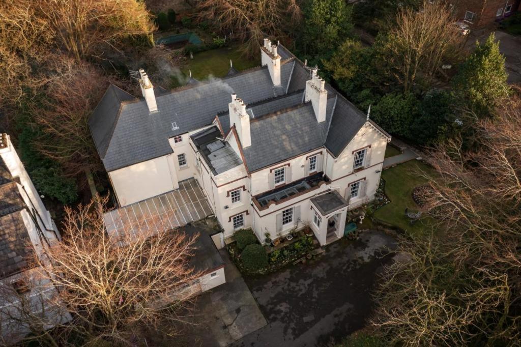Mossley Hill Retreat
