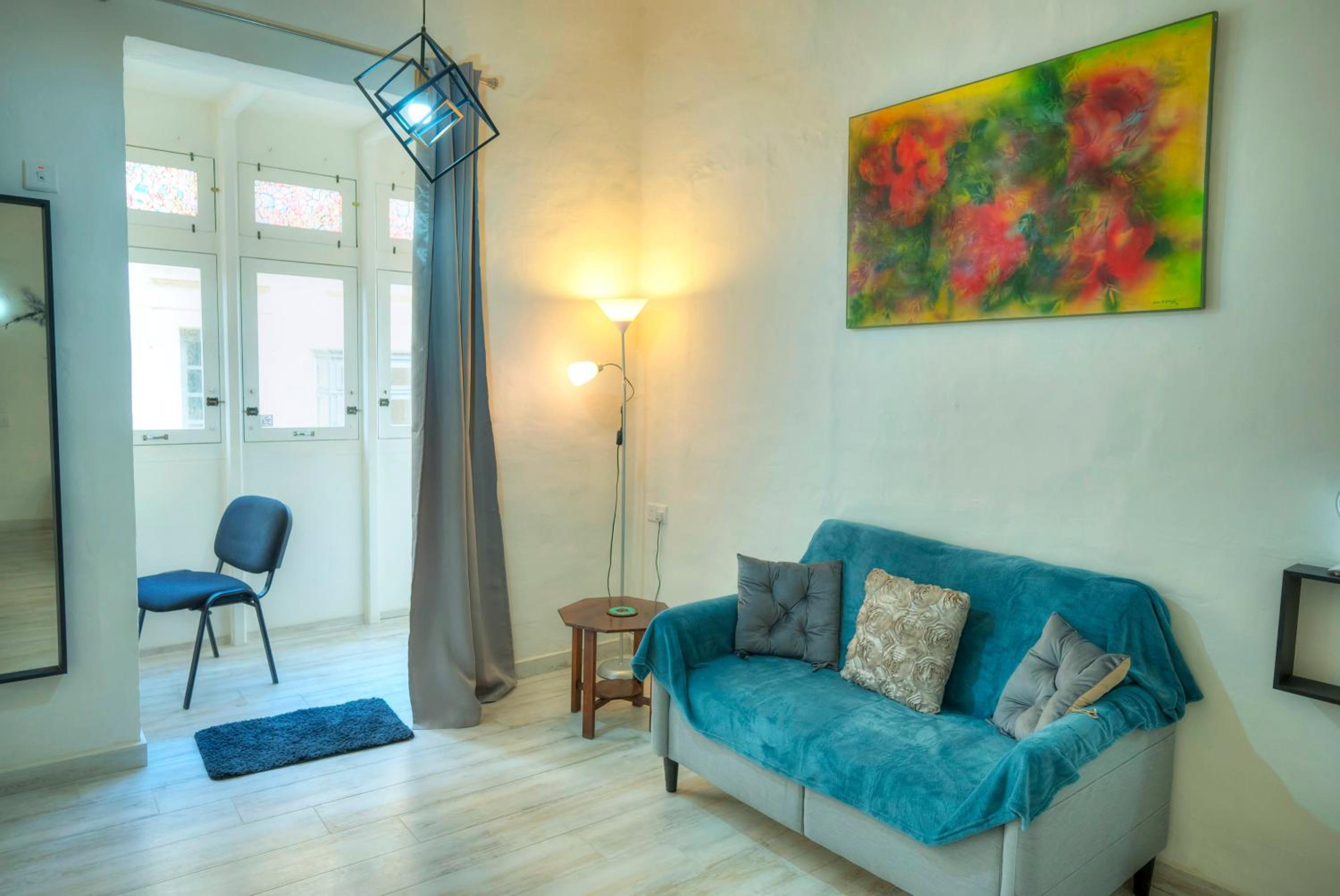 Charming 3 storey apartment in Valletta centre, NGRI1-1 view 4