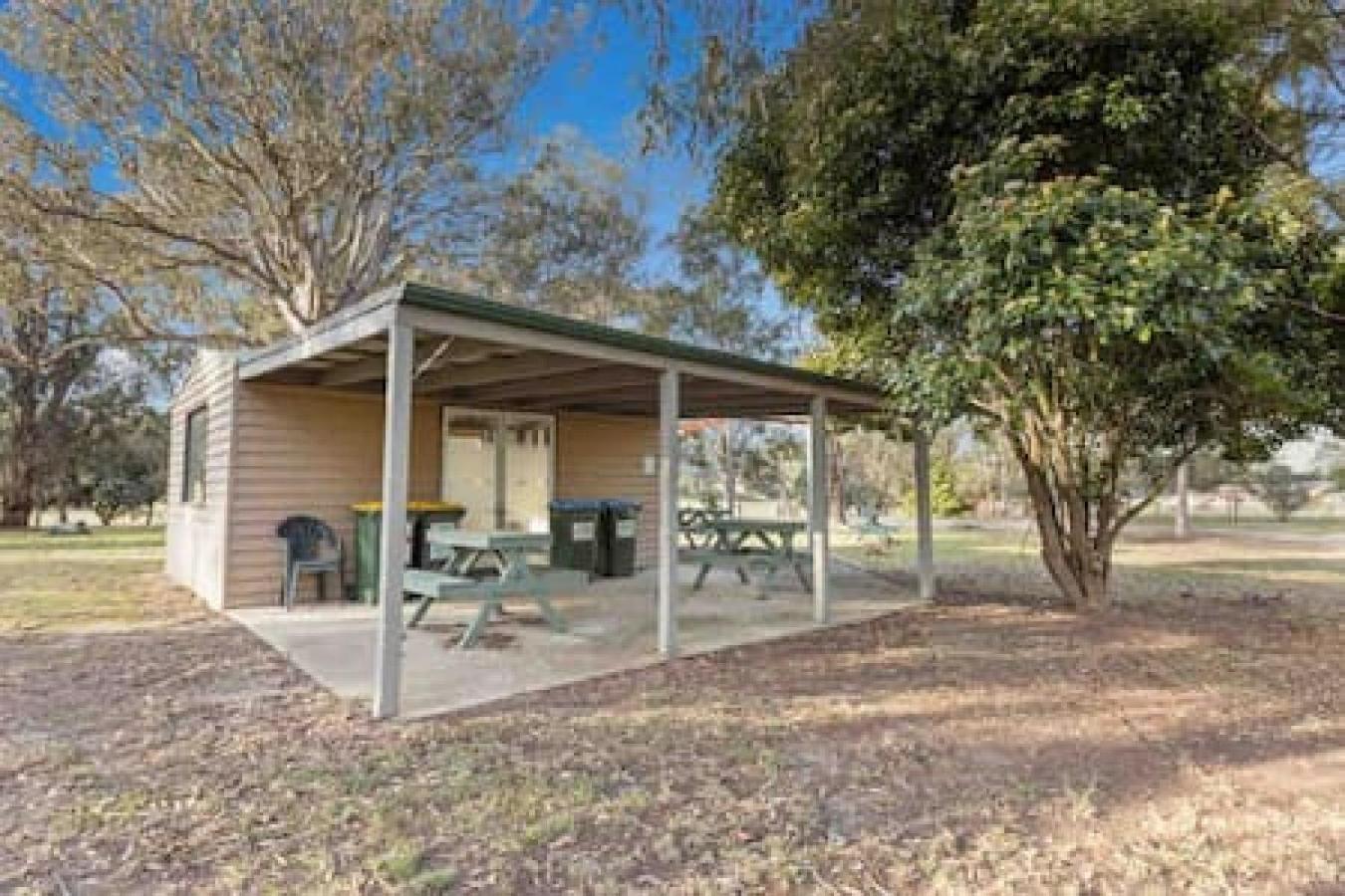 Serene 4BR Cottage Farm Spa Stay