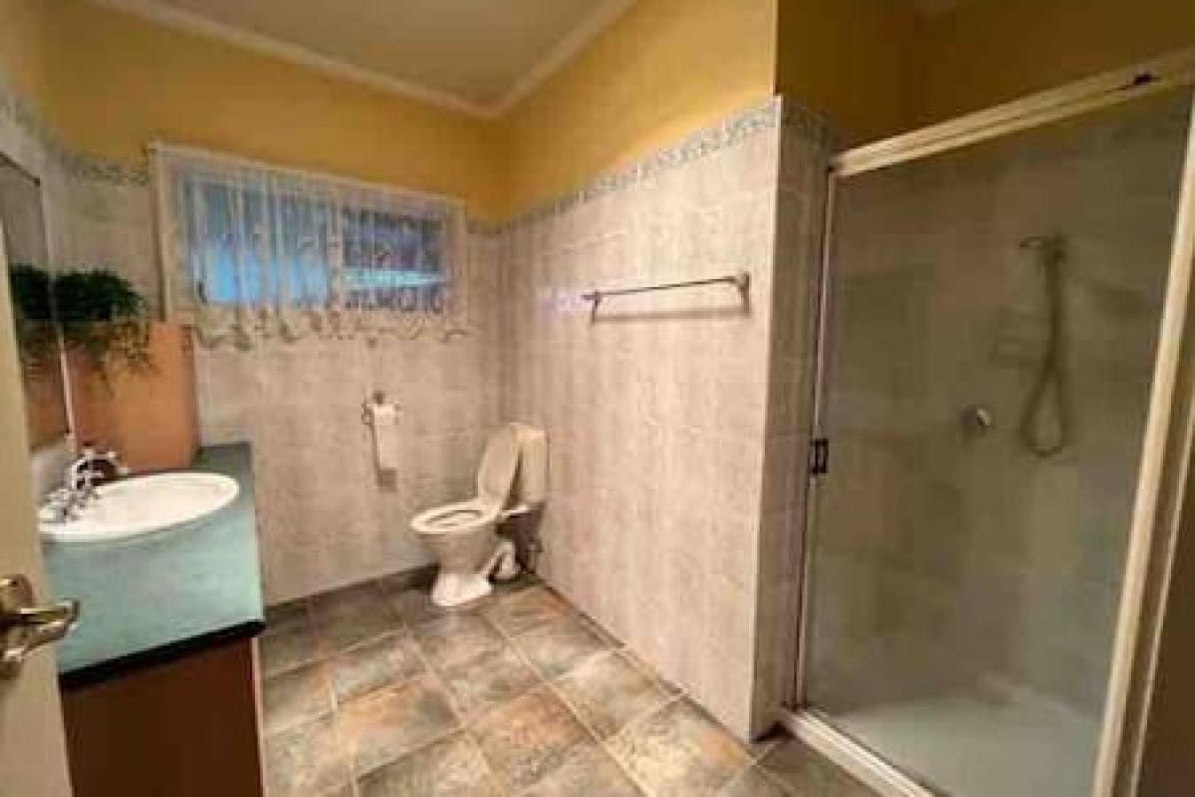 Serene 4BR Cottage Farm Spa Stay