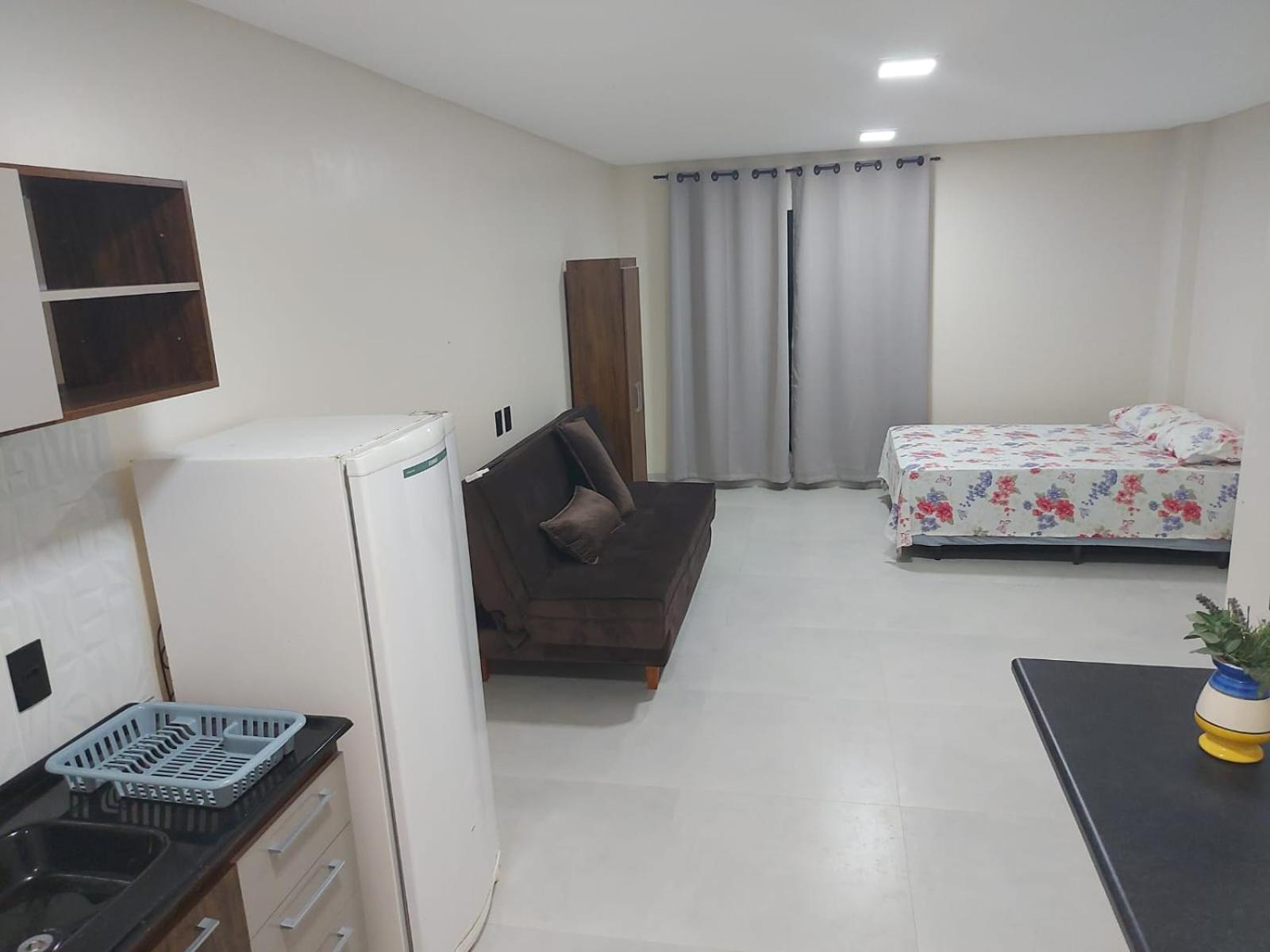 LUAR DE BOMBAS Apto/Studio