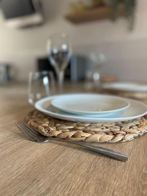 Stylish and modern city centre apartment with easy parking view 2