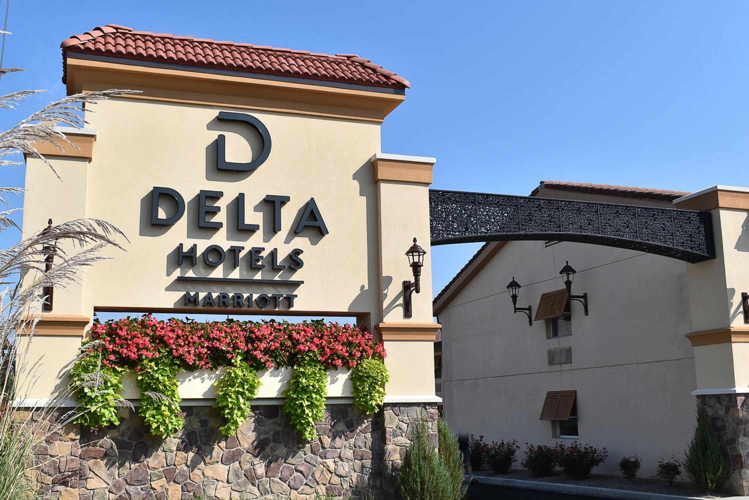 Indianapolis Vacations - Delta Hotels by Marriott Indianapolis East - Property Image 7