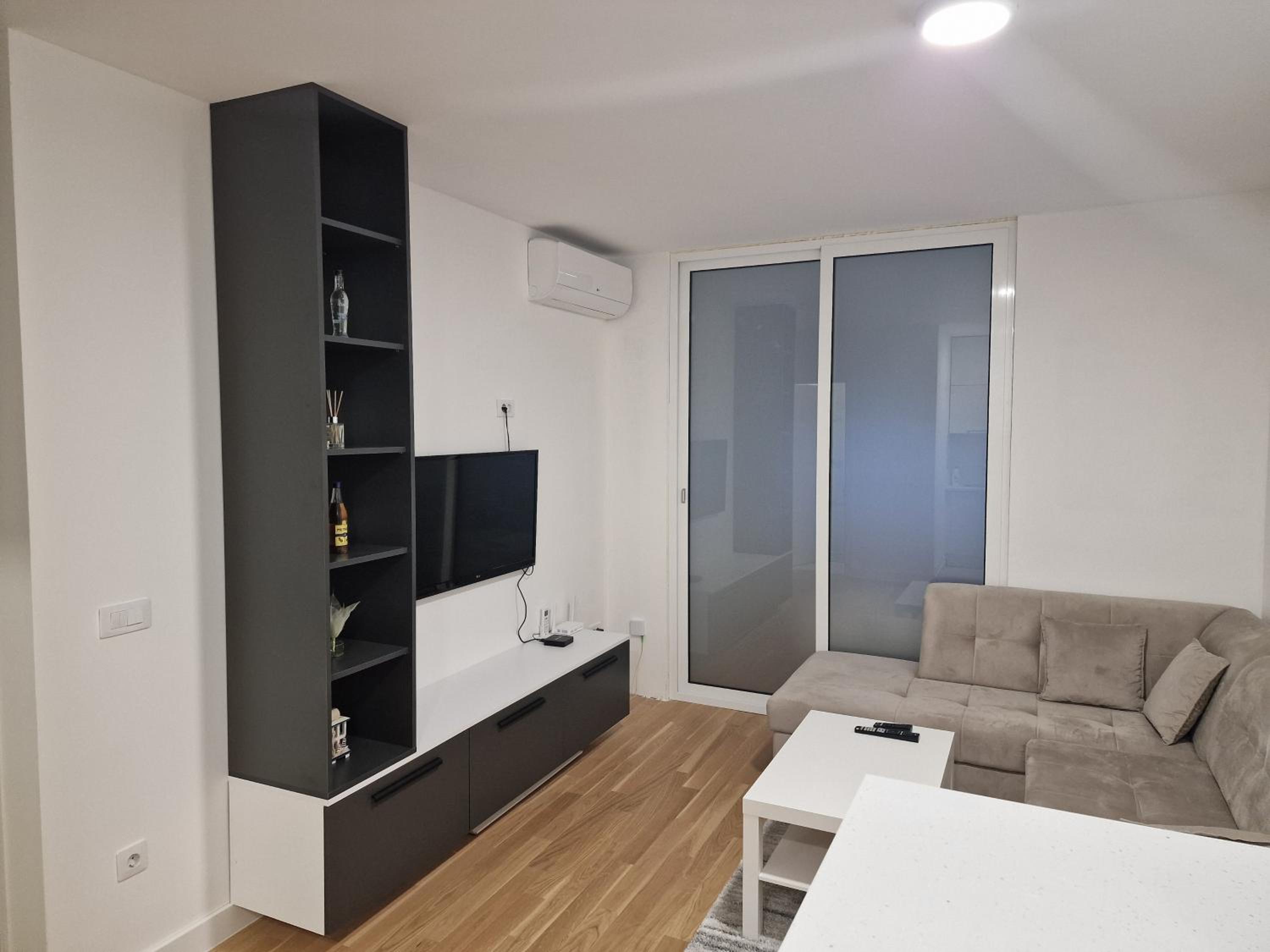 Apartment 4th. Floor II