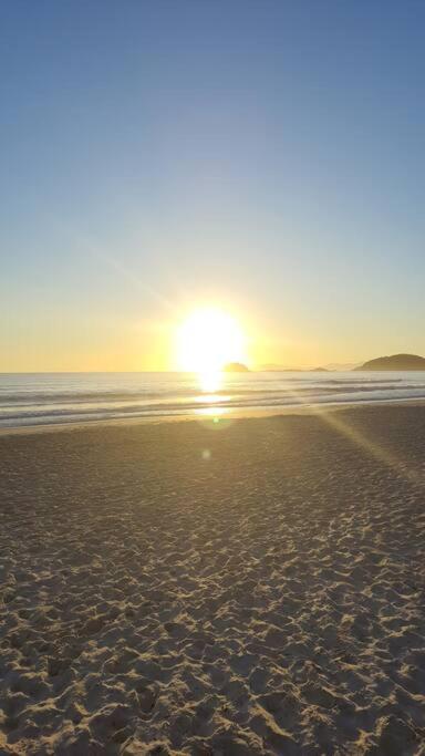Praia de Palmas Apto Novo, Vista para o mar.