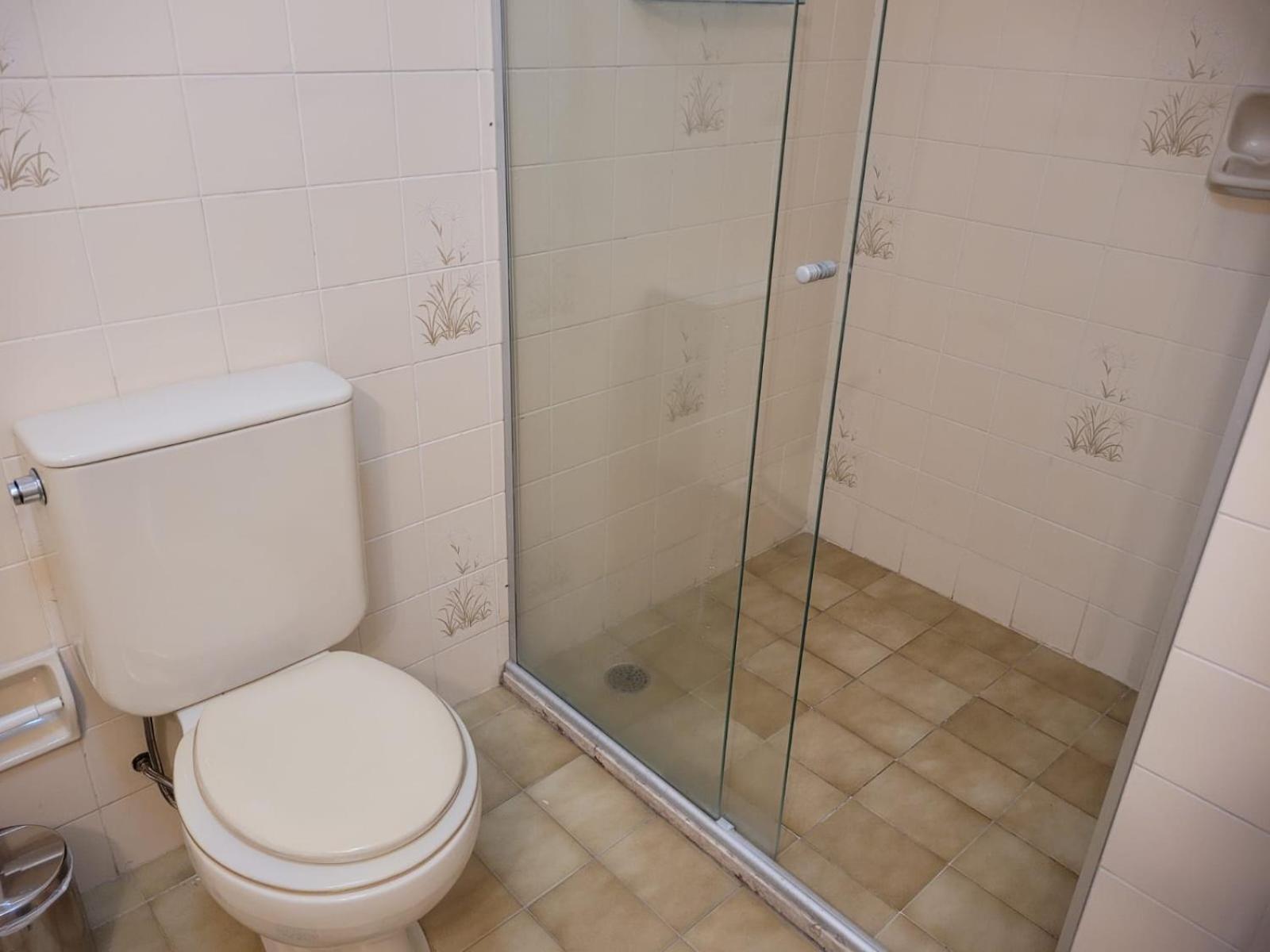Flat Rua Haddock Lobo 867 com 2 Quartos e Sacada e Enxoval