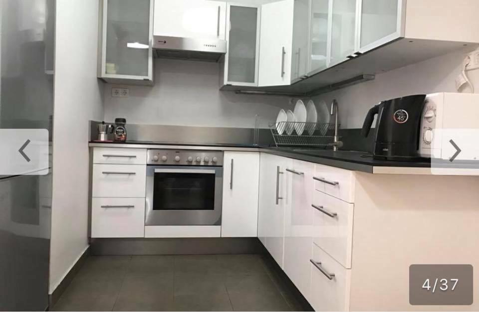 FlatMetro Rooms