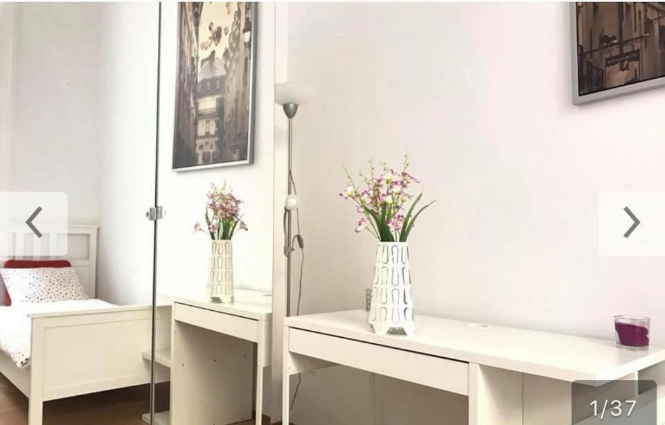 FlatMetro Rooms