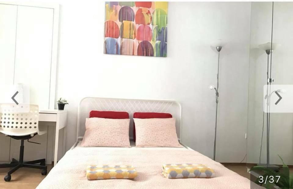 FlatMetro Rooms
