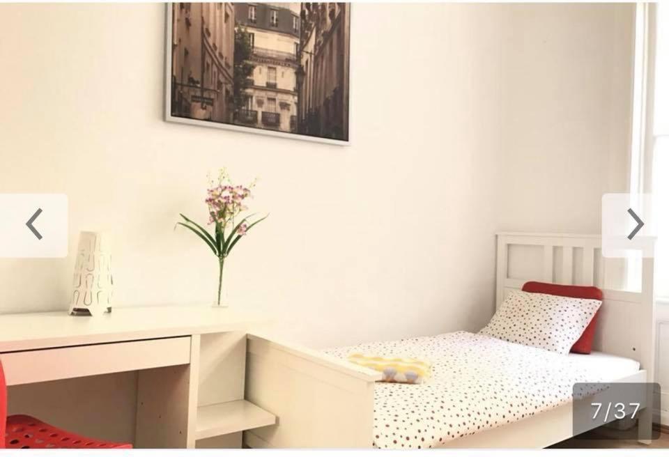 FlatMetro Rooms